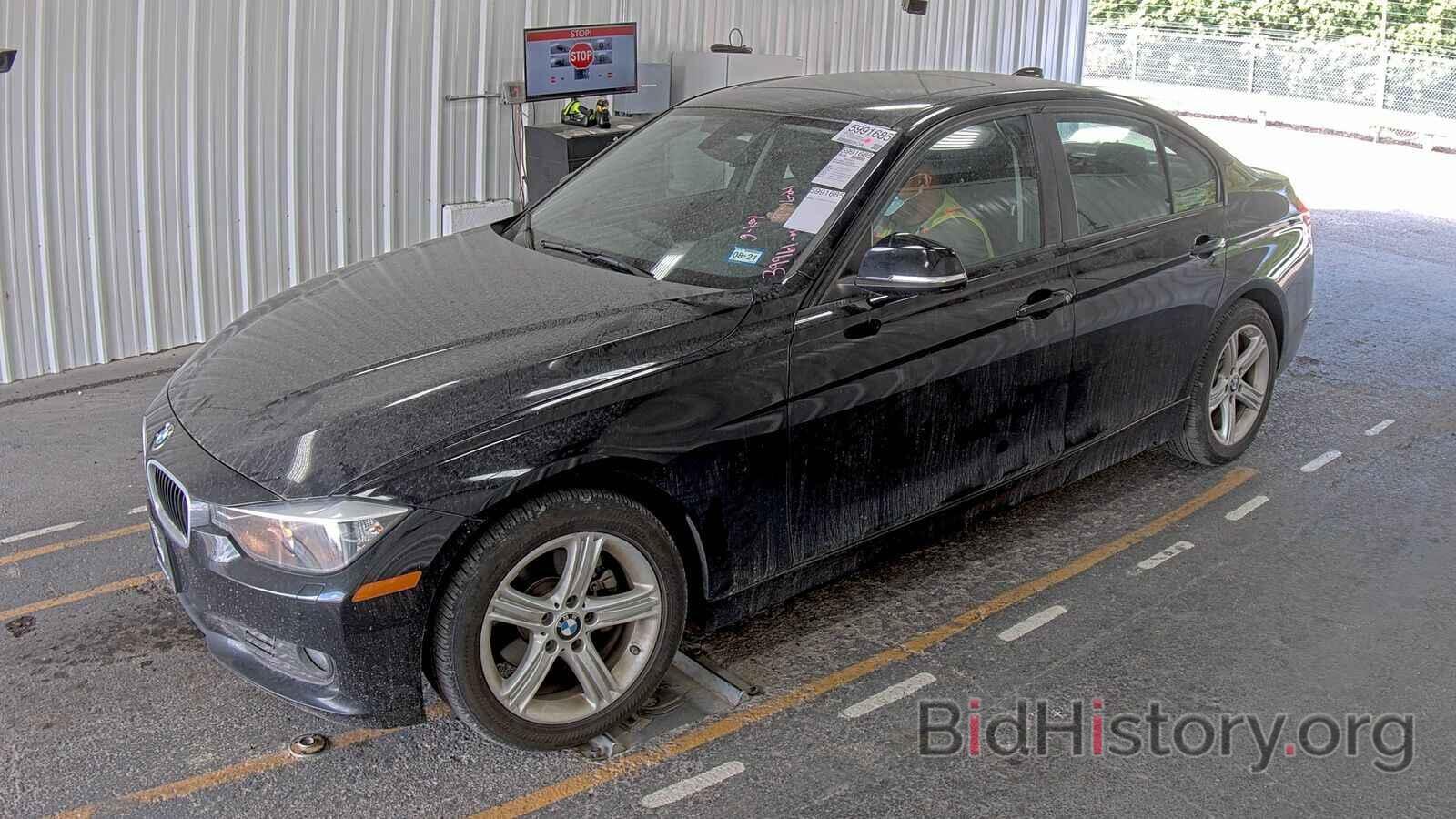 Photo WBA3B3C50FF546686 - BMW 3 Series 2015