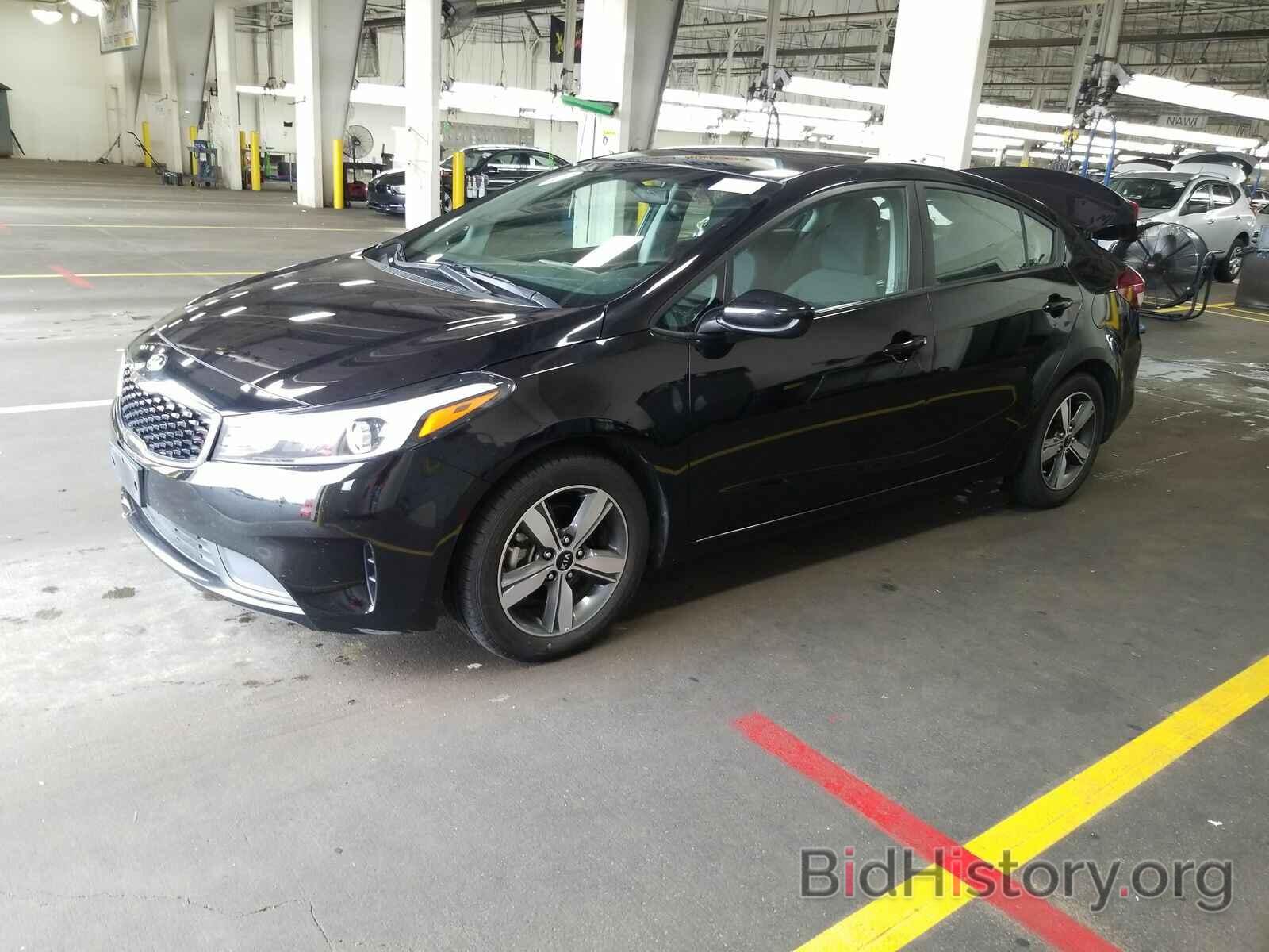 Photo 3KPFL4A76JE247505 - Kia Forte LX 2018