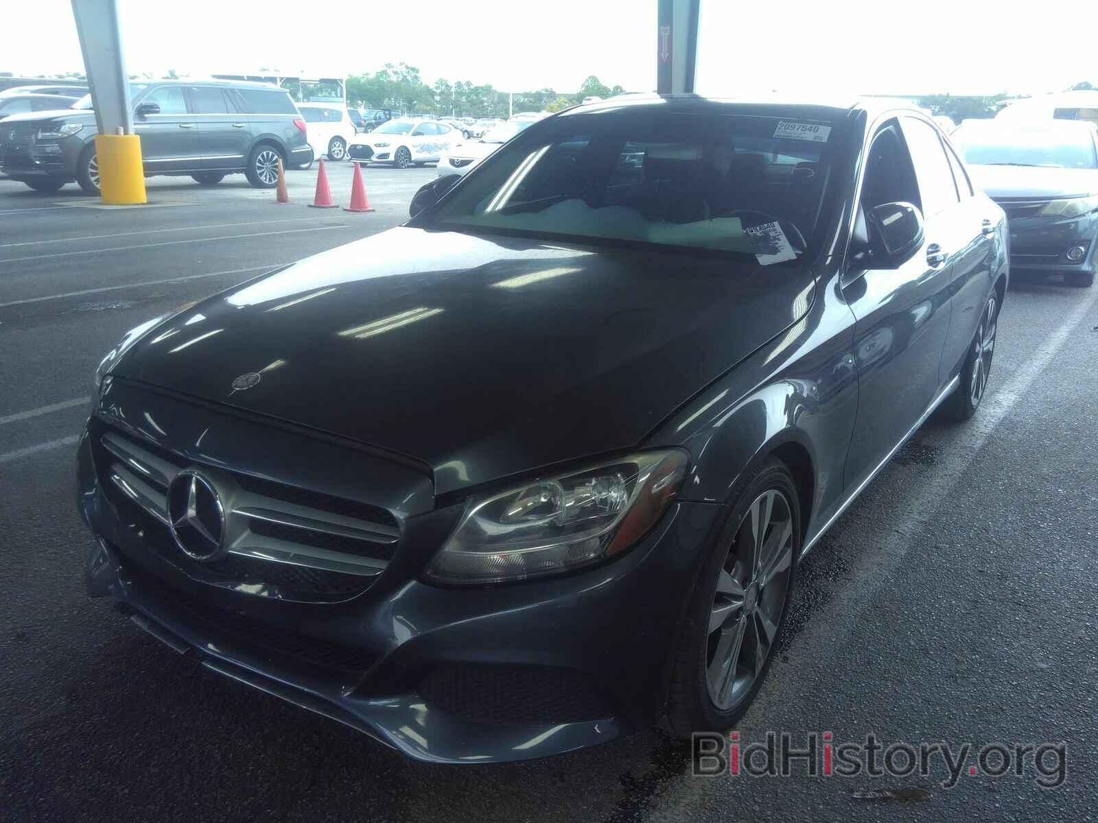 Photo 55SWF4JB8GU124172 - Mercedes-Benz C-Class 2016