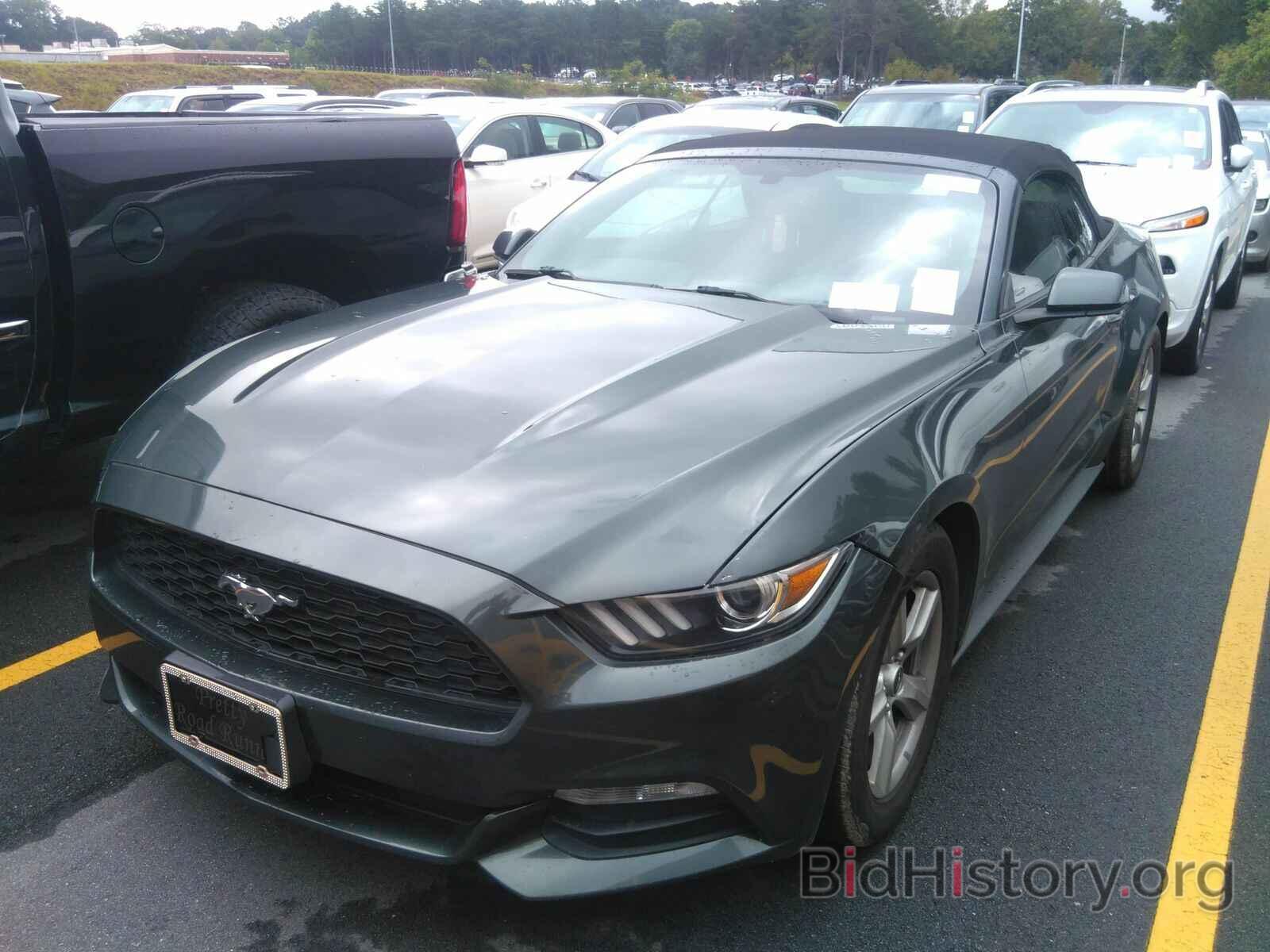 Photo 1FATP8EM1G5279979 - Ford Mustang 2016