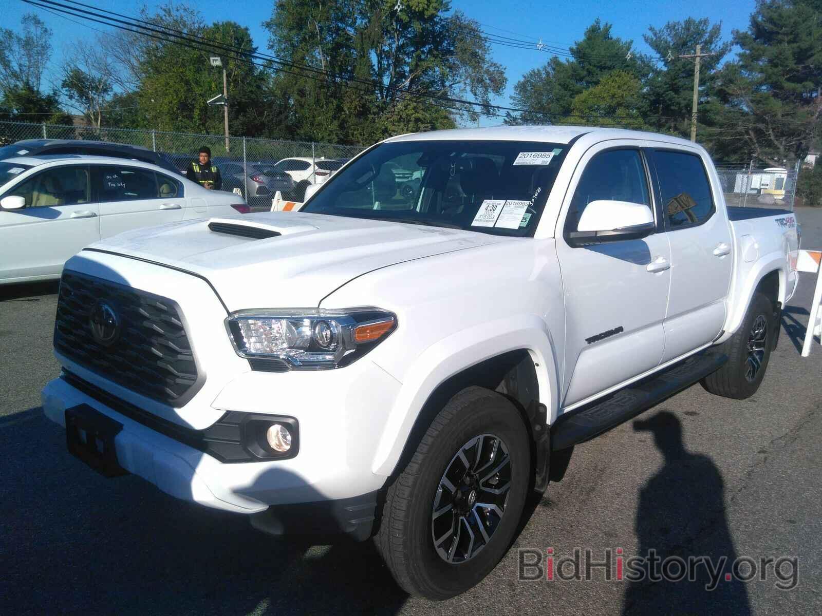 Photo 5TFCZ5AN7LX225974 - Toyota Tacoma 4WD 2020