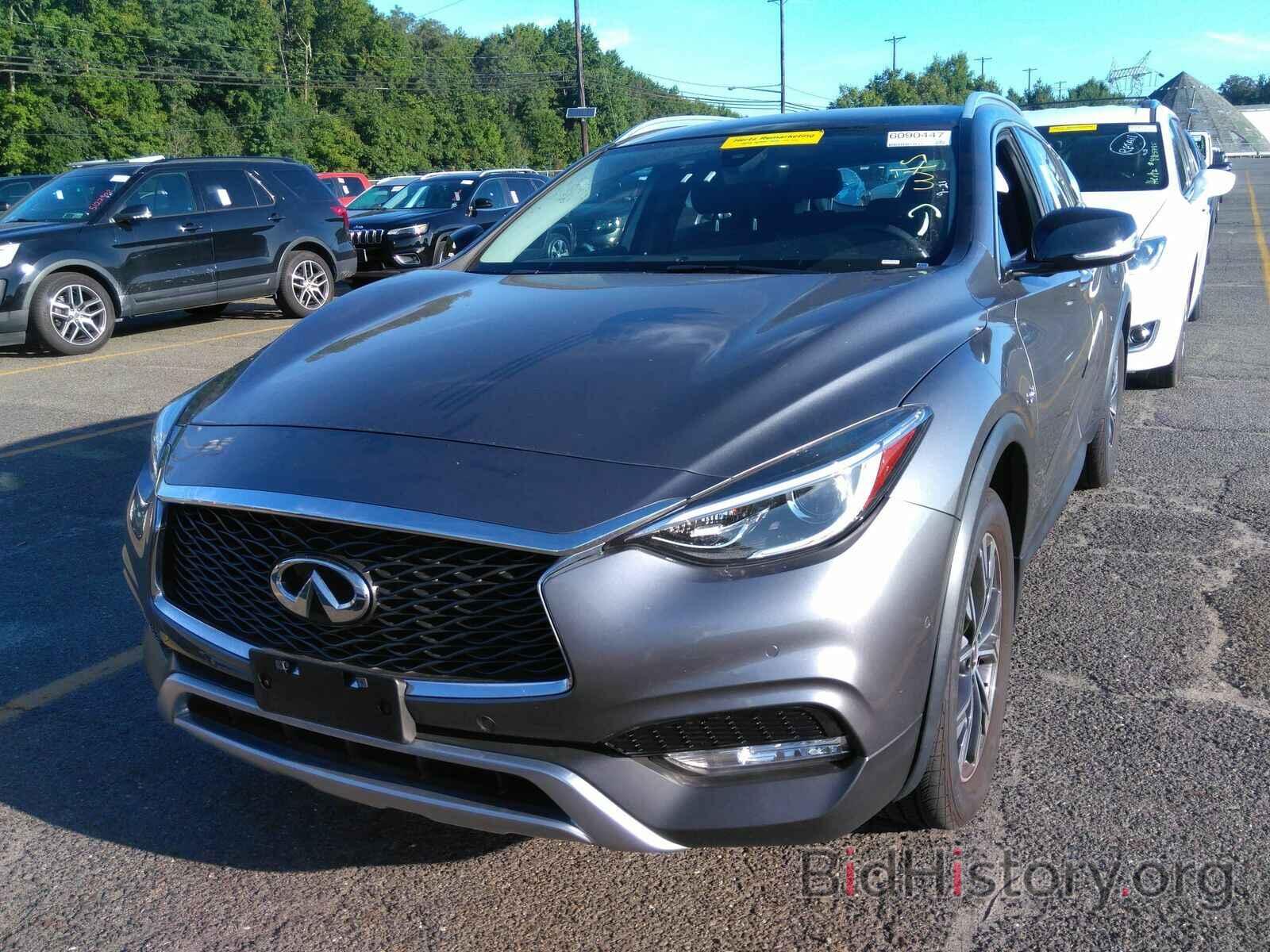 Фотография SJKCH5CR3JA058190 - INFINITI QX30 2018