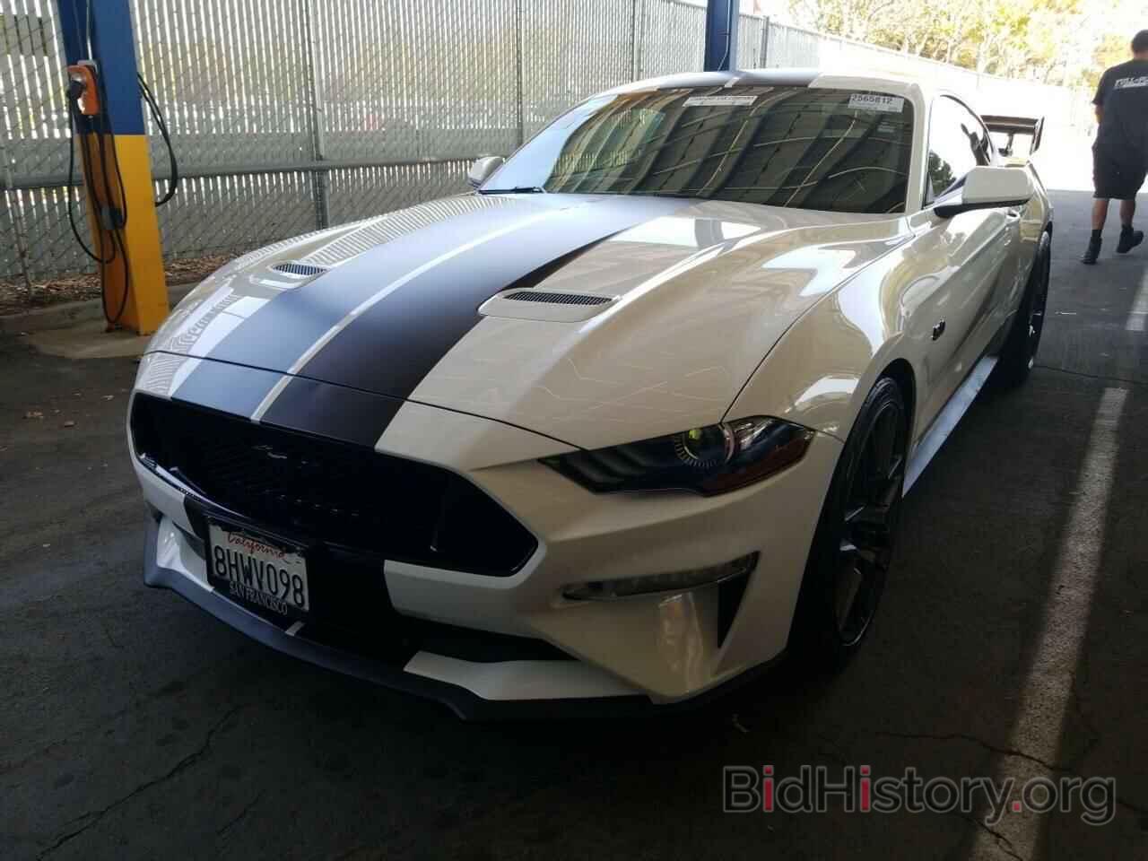 Photo 1FA6P8CF8J5109207 - Ford Mustang GT 2018
