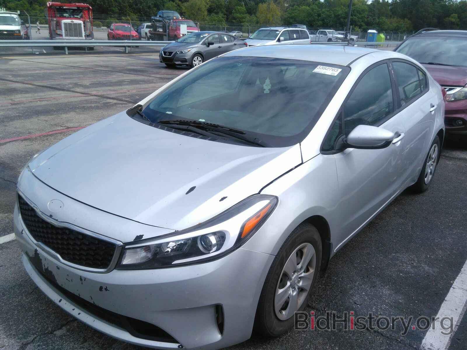 Photo 3KPFK4A73HE068318 - Kia Forte LX 2017