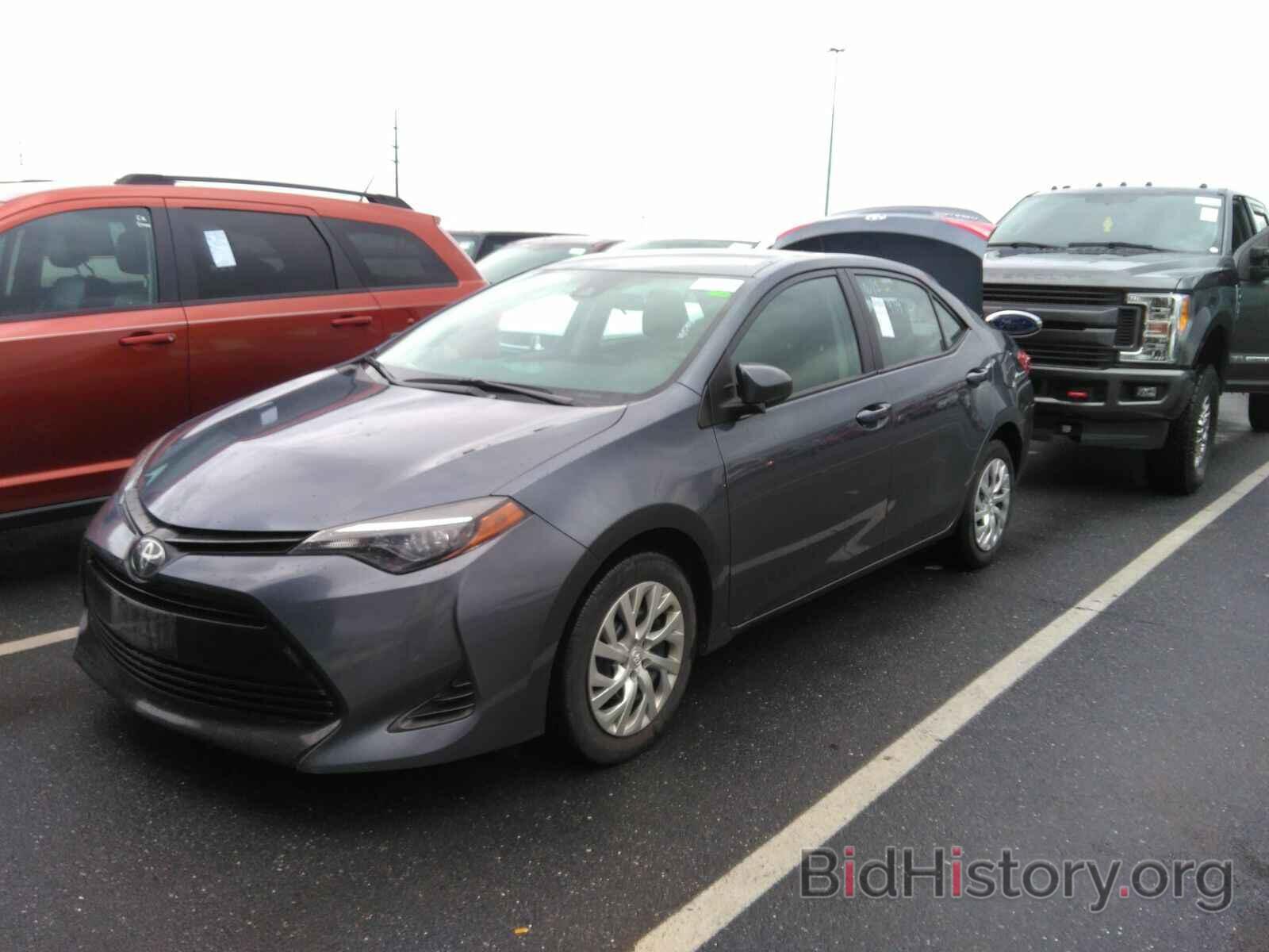 Photo 2T1BURHE7KC243332 - Toyota Corolla LE 2019