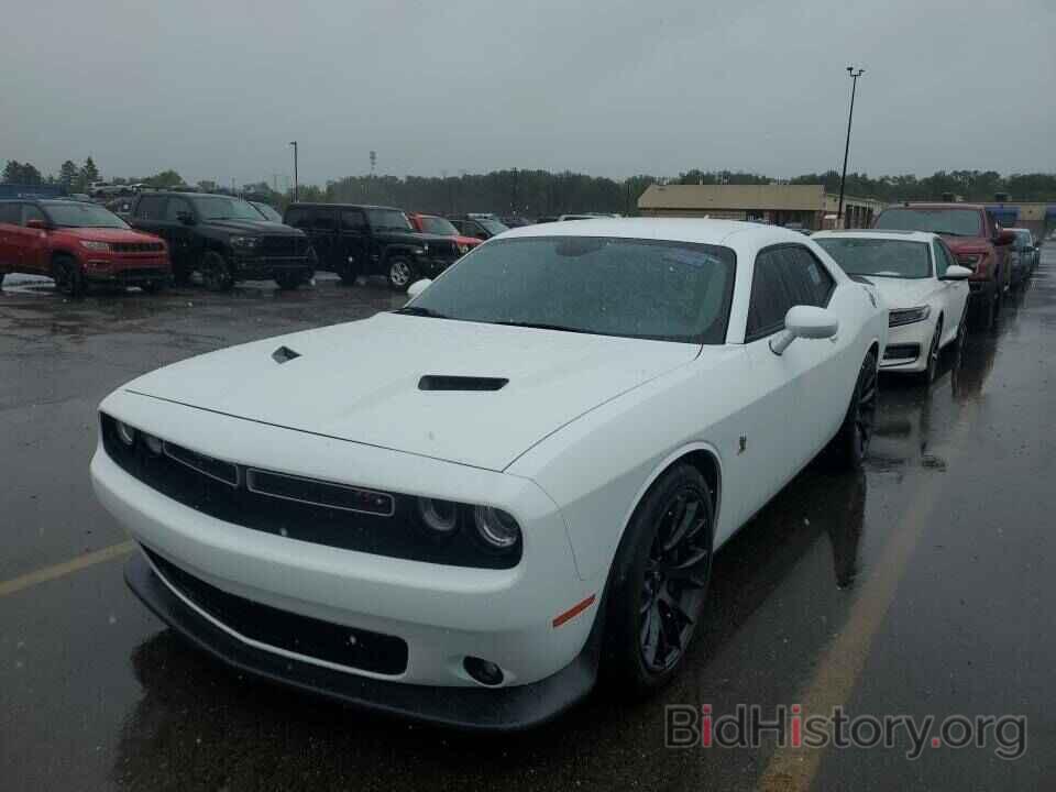 Photo 2C3CDZFJ2JH303109 - Dodge Challenger 2018