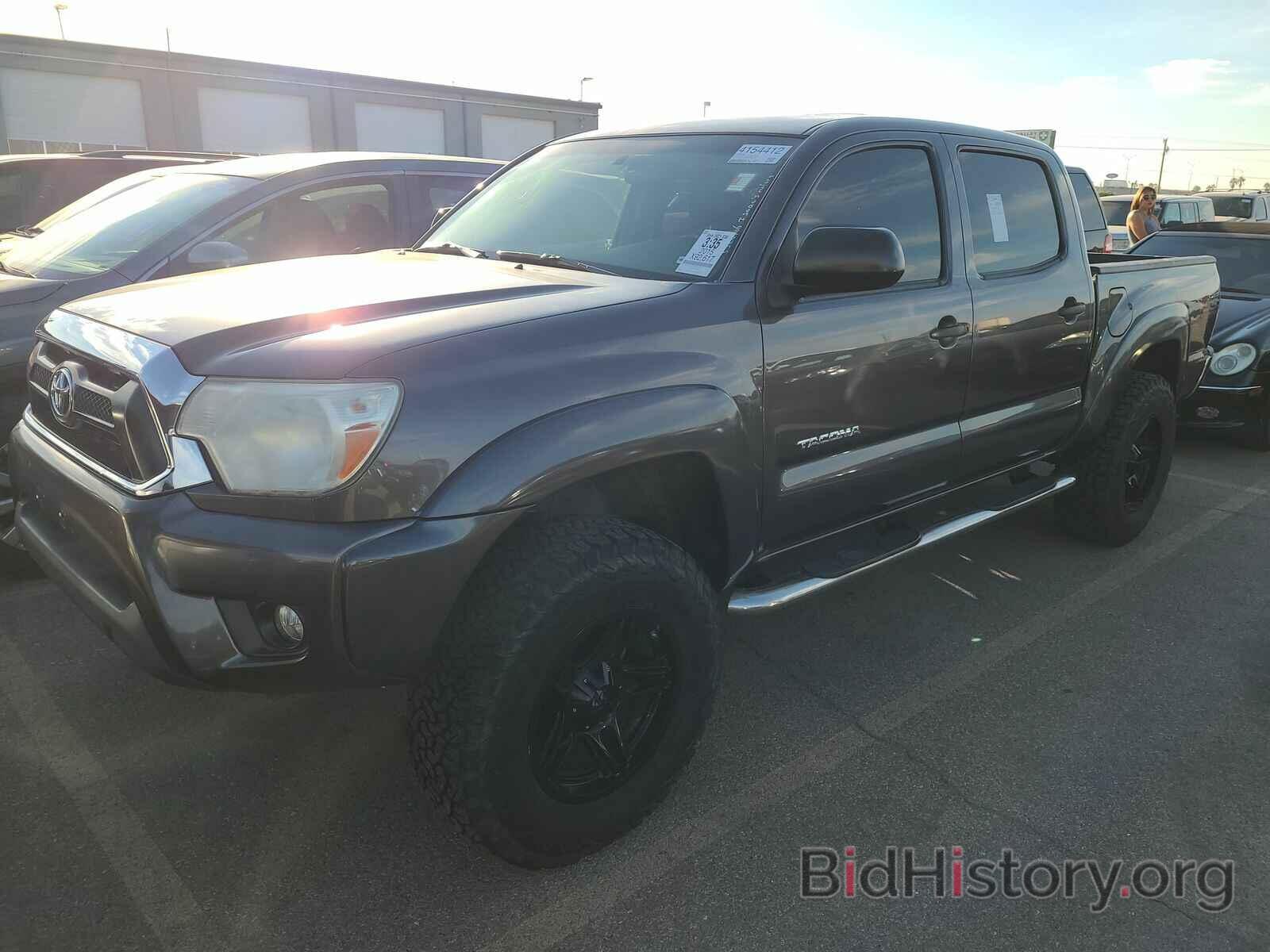 Фотография 5TFLU4EN9FX145177 - Toyota Tacoma 4WD 2015