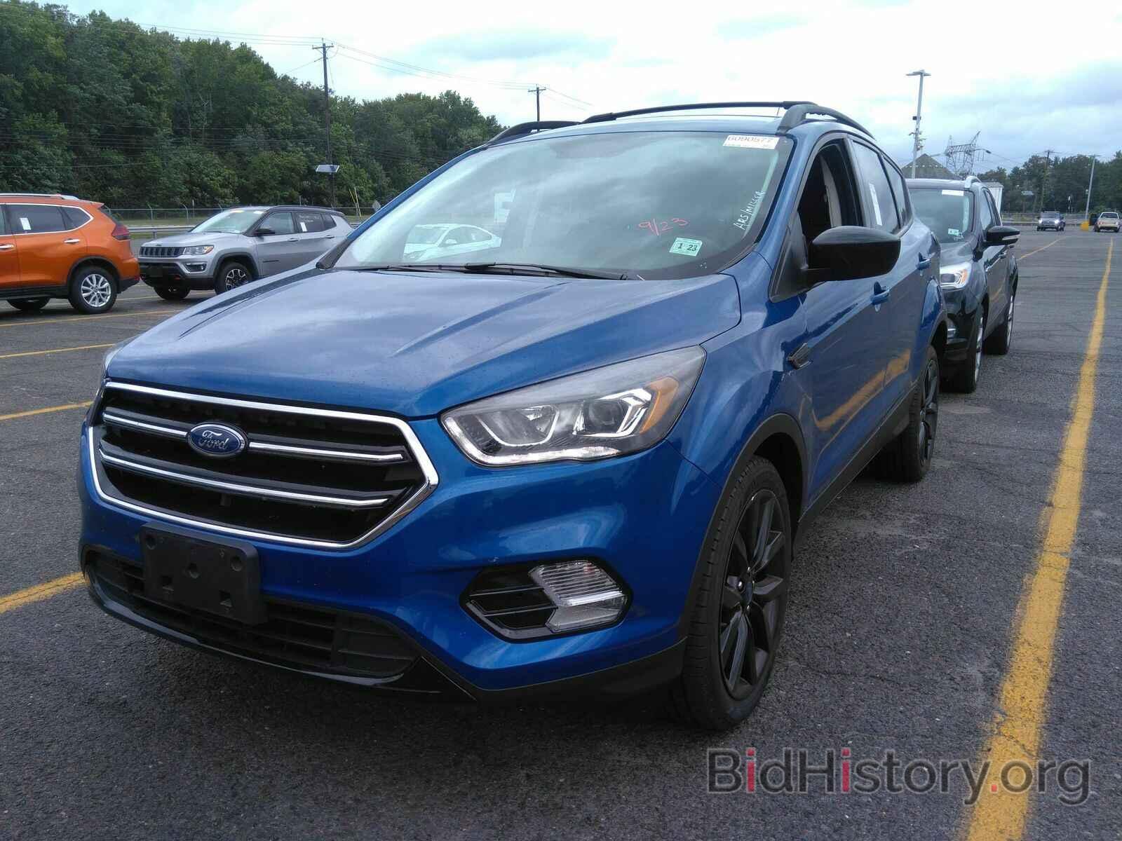 Photo 1FMCU0GD9JUA93858 - Ford Escape 2018