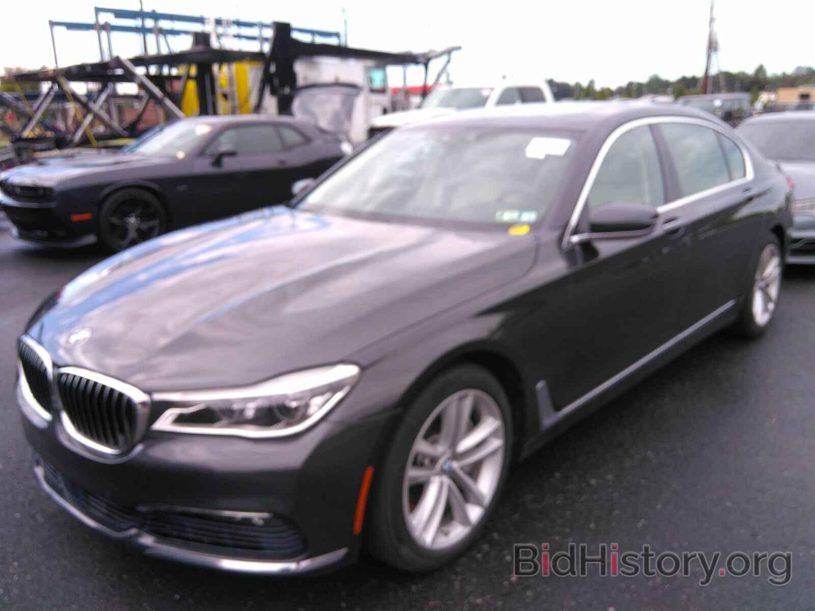 Photo WBA7F2C5XGG420833 - BMW 7 Series 2016