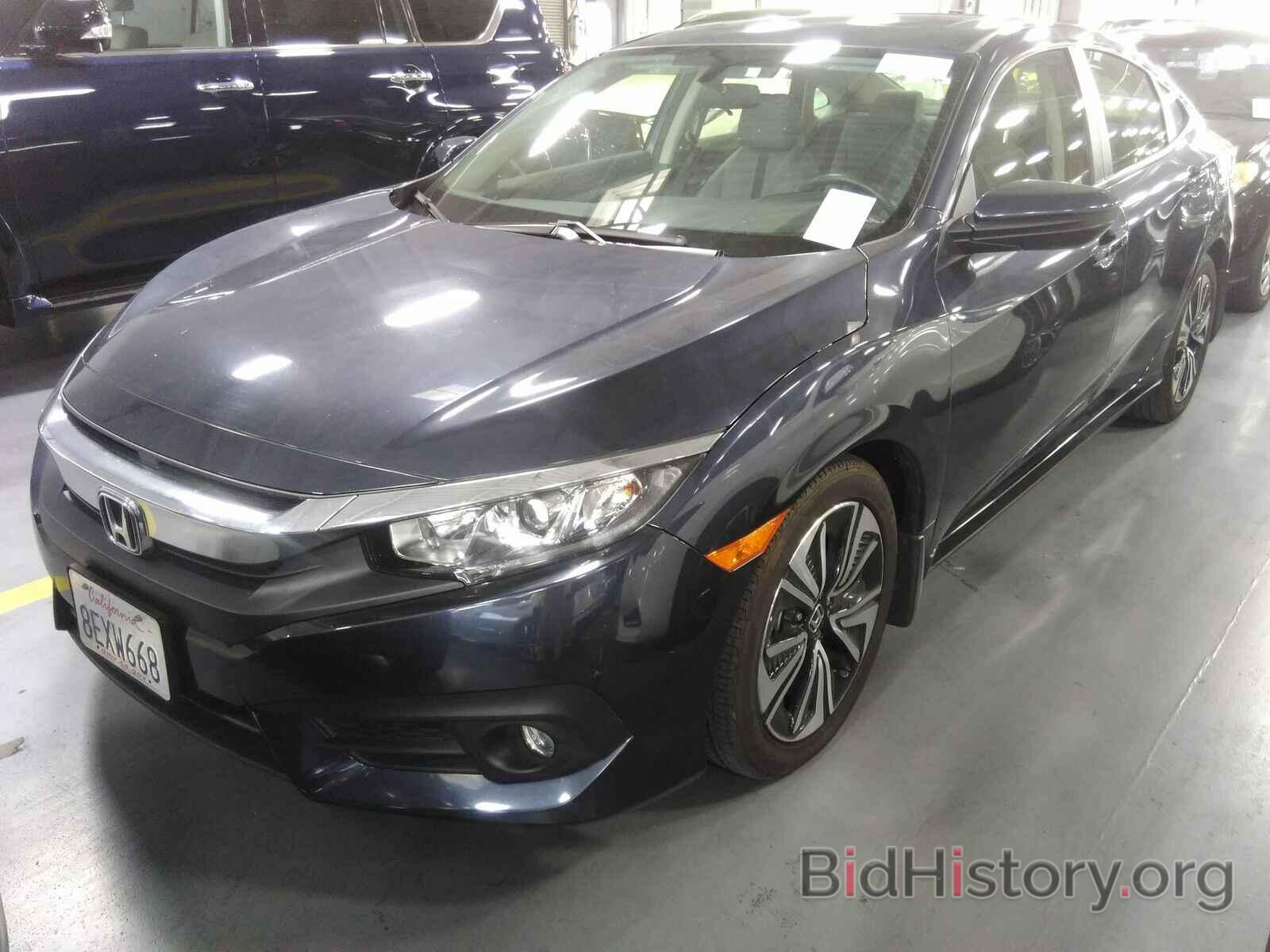 Photo JHMFC1F39JX010140 - Honda Civic Sedan 2018