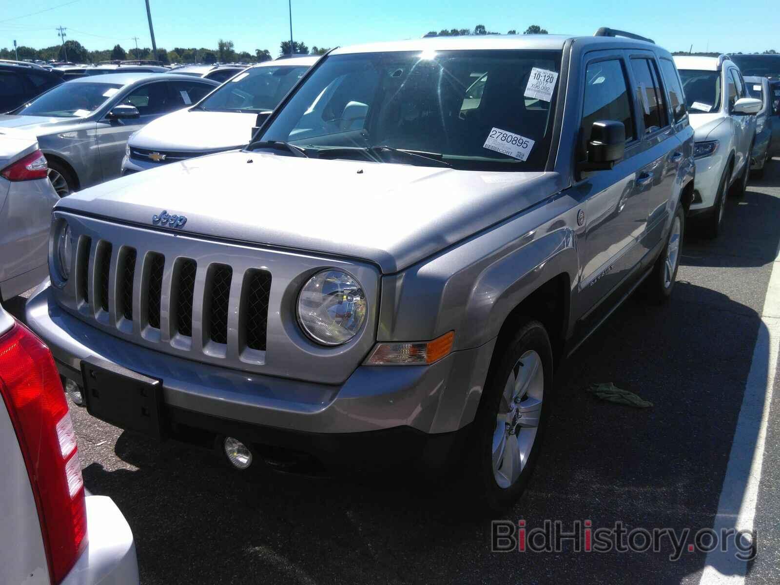 Photo 1C4NJRBB1HD100666 - Jeep Patriot 2017