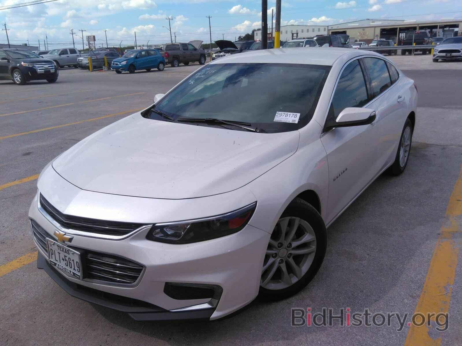 Photo 1G1ZD5ST9JF147778 - Chevrolet Malibu 2018