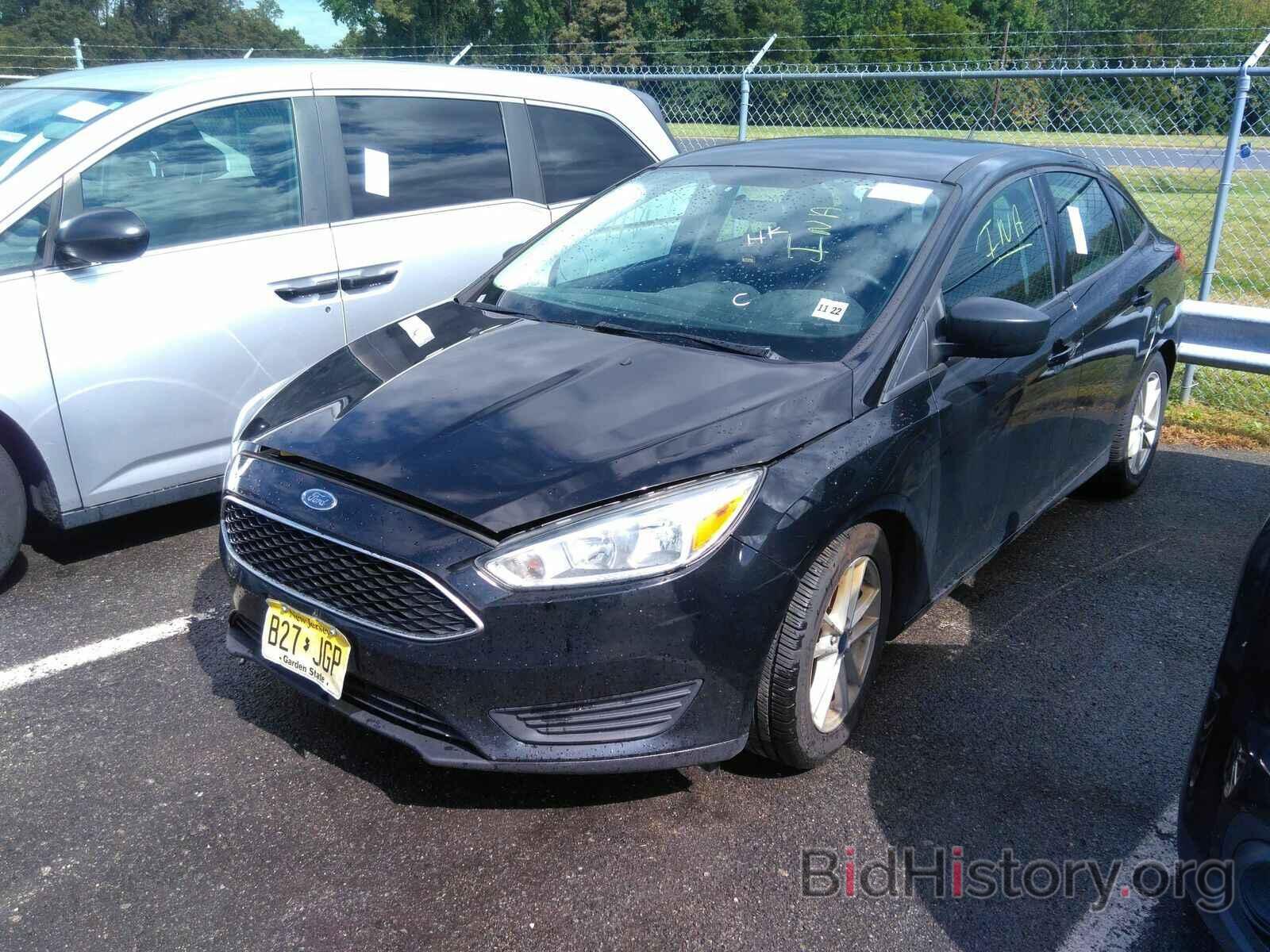 Фотография 1FADP3F21JL212791 - Ford Focus SE 2018