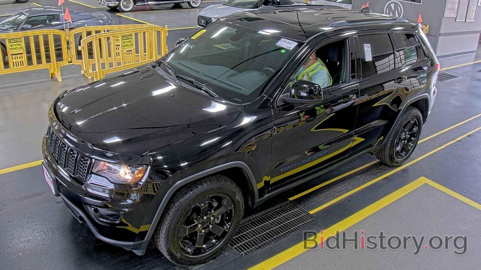 Фотография 1C4RJFAG0JC411000 - Jeep Grand Cherokee 2018