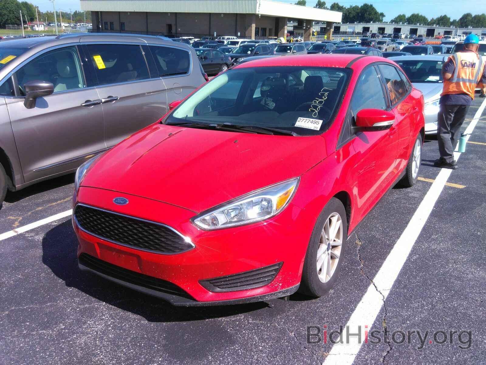 Photo 1FADP3F27HL223627 - Ford Focus SE 2017