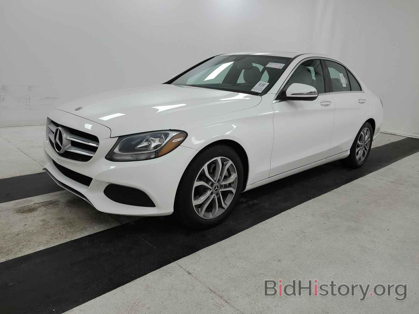 Photo 55SWF4JB9JU262360 - Mercedes-Benz C-Class 2018