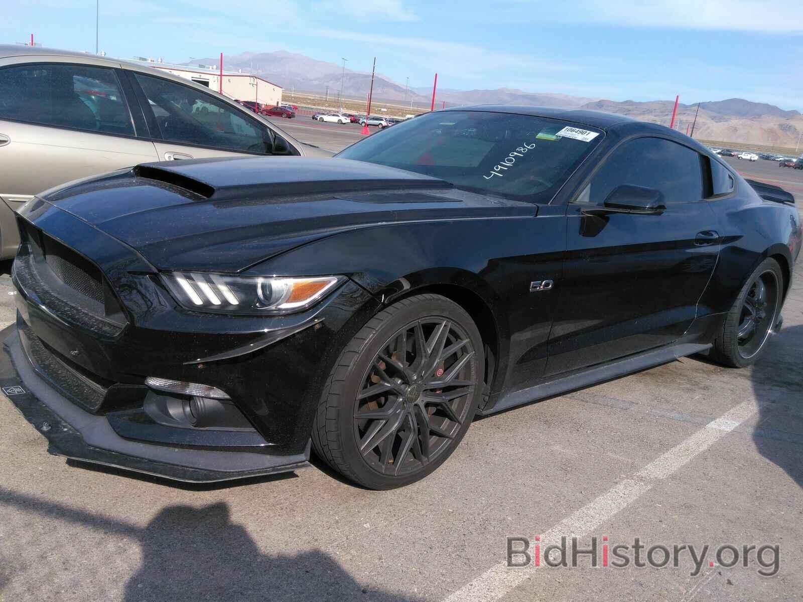 Photo 1FA6P8CF8F5409823 - Ford Mustang 2015