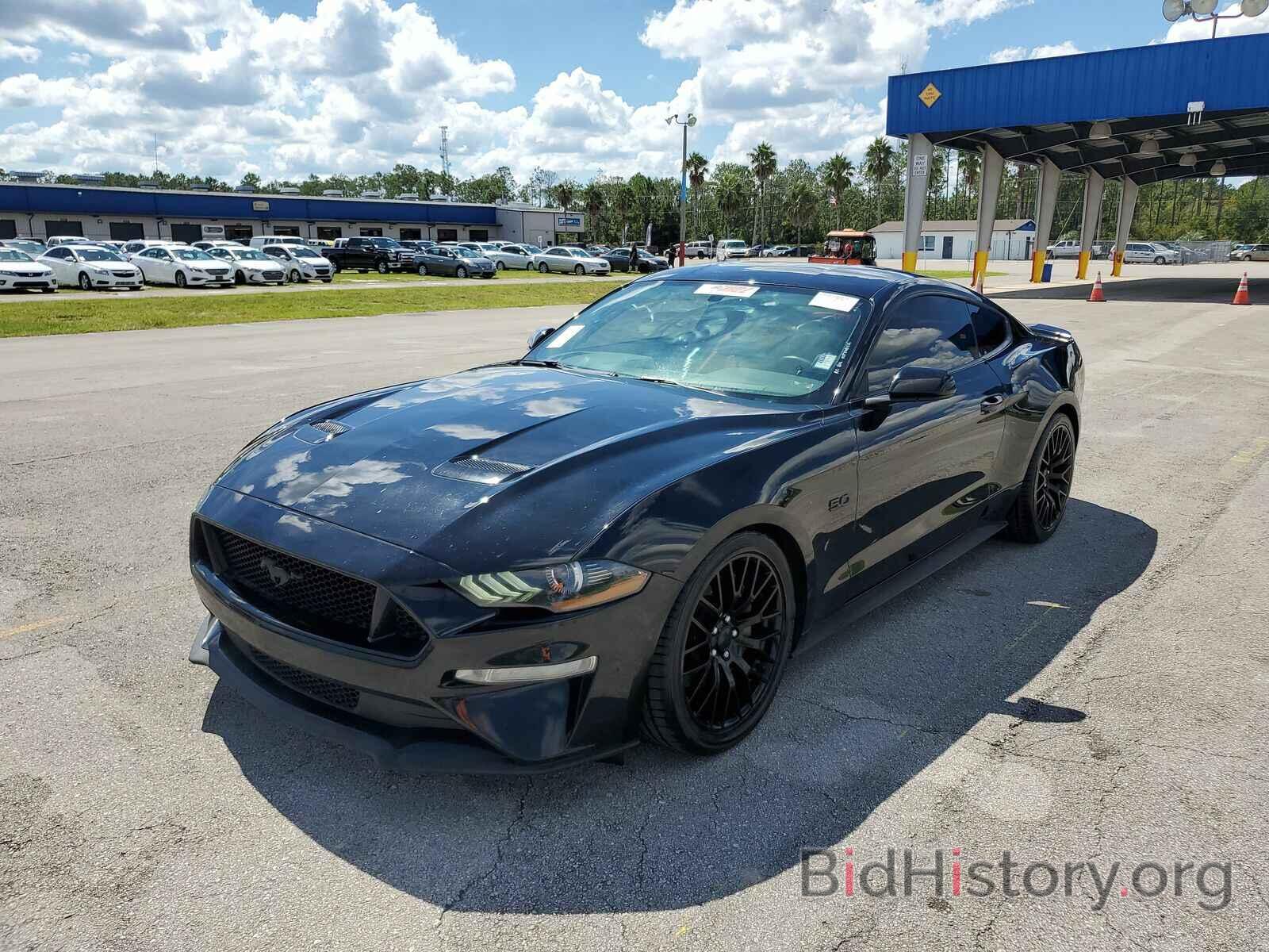 Photo 1FA6P8CF1J5180359 - Ford Mustang GT 2018