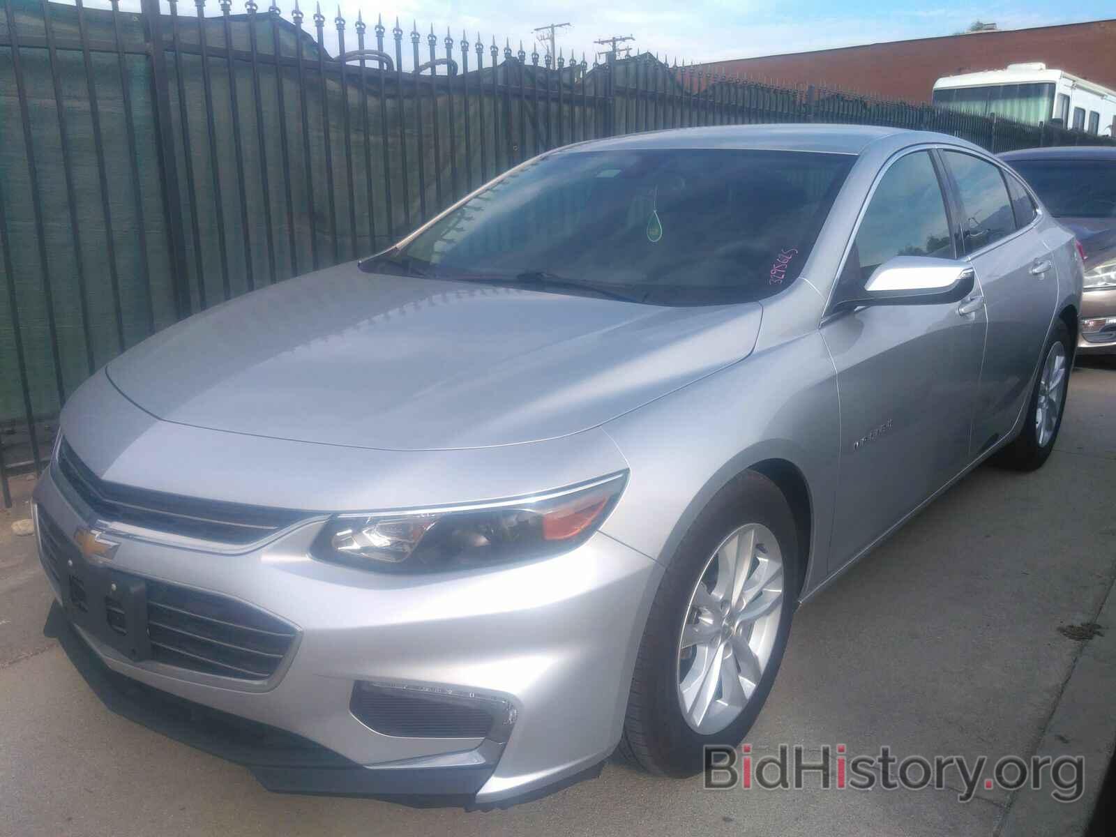 Photo 1G1ZE5STXHF161065 - Chevrolet Malibu 2017