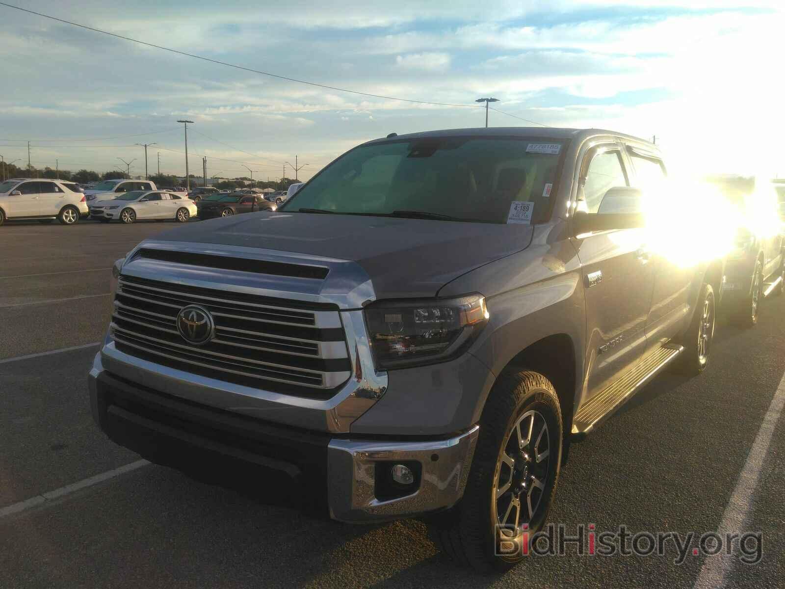 Photo 5TFHY5F10KX818749 - Toyota Tundra 4WD 2019