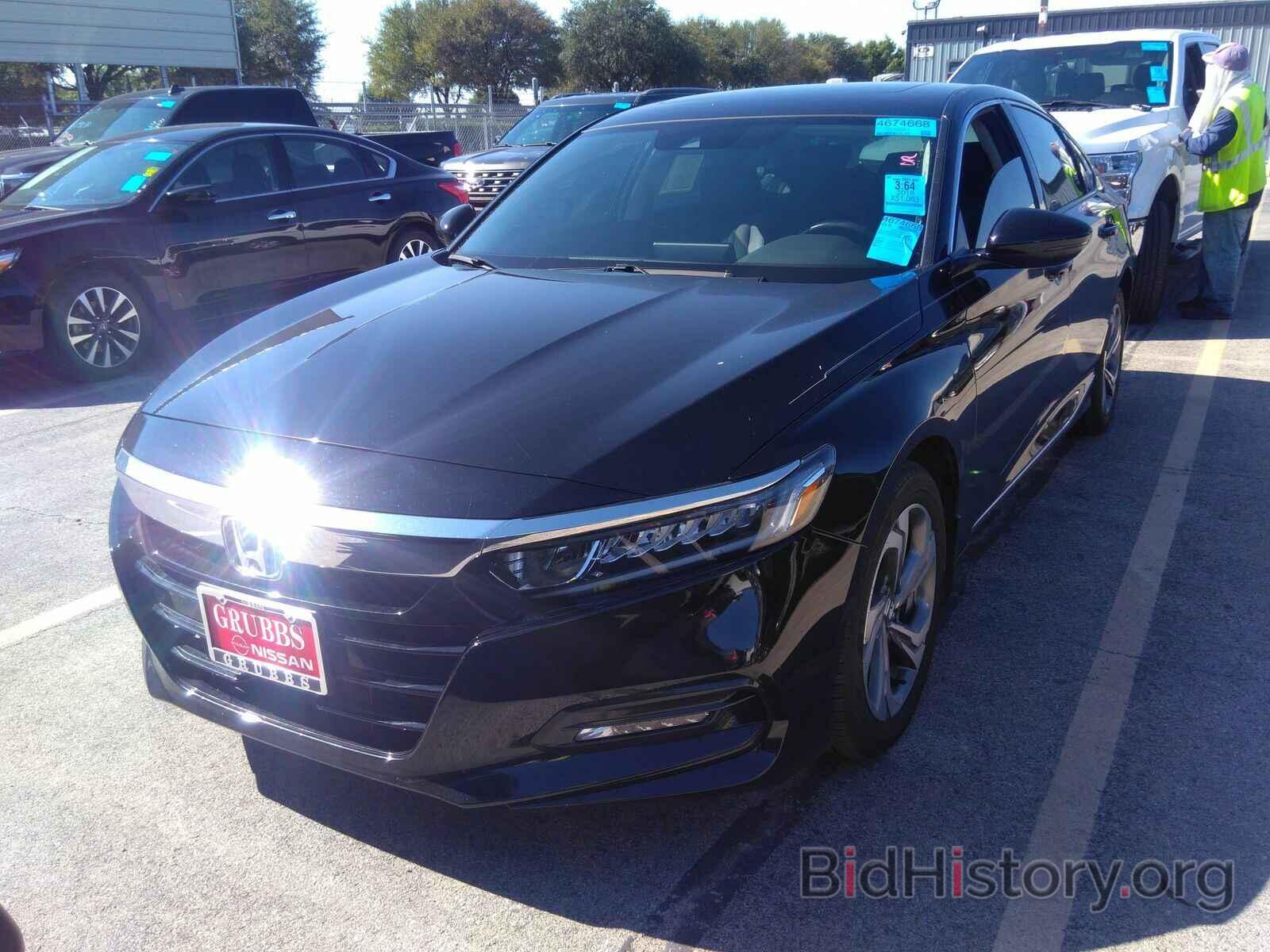 Photo 1HGCV1F55JA254372 - Honda Accord Sedan 2018