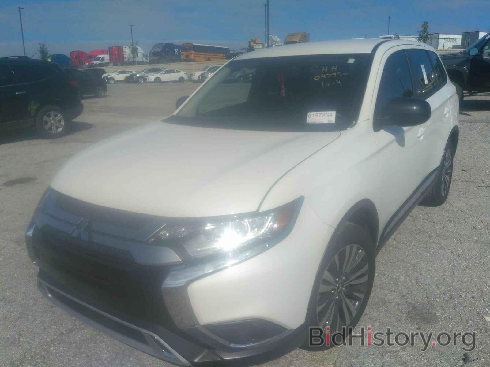 Photo JA4AD2A3XLZ047950 - Mitsubishi Outlander 2020