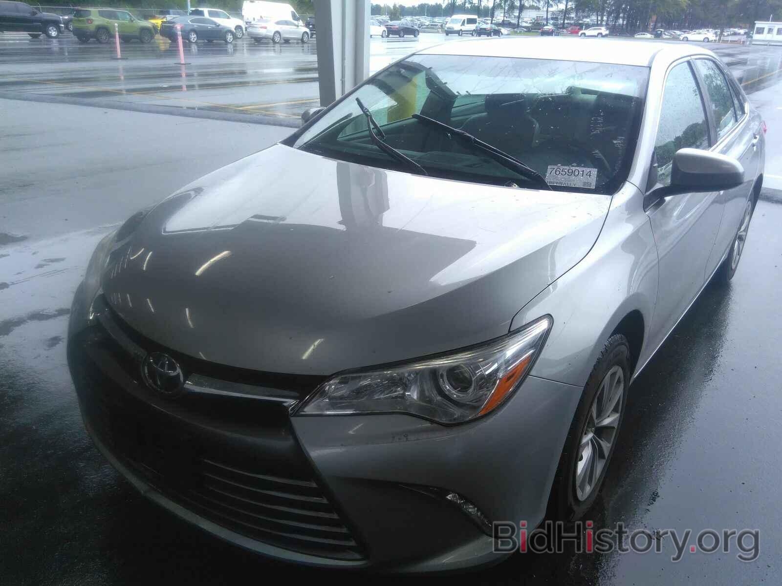 Photo 4T1BF1FKXHU416126 - Toyota Camry LE 2017