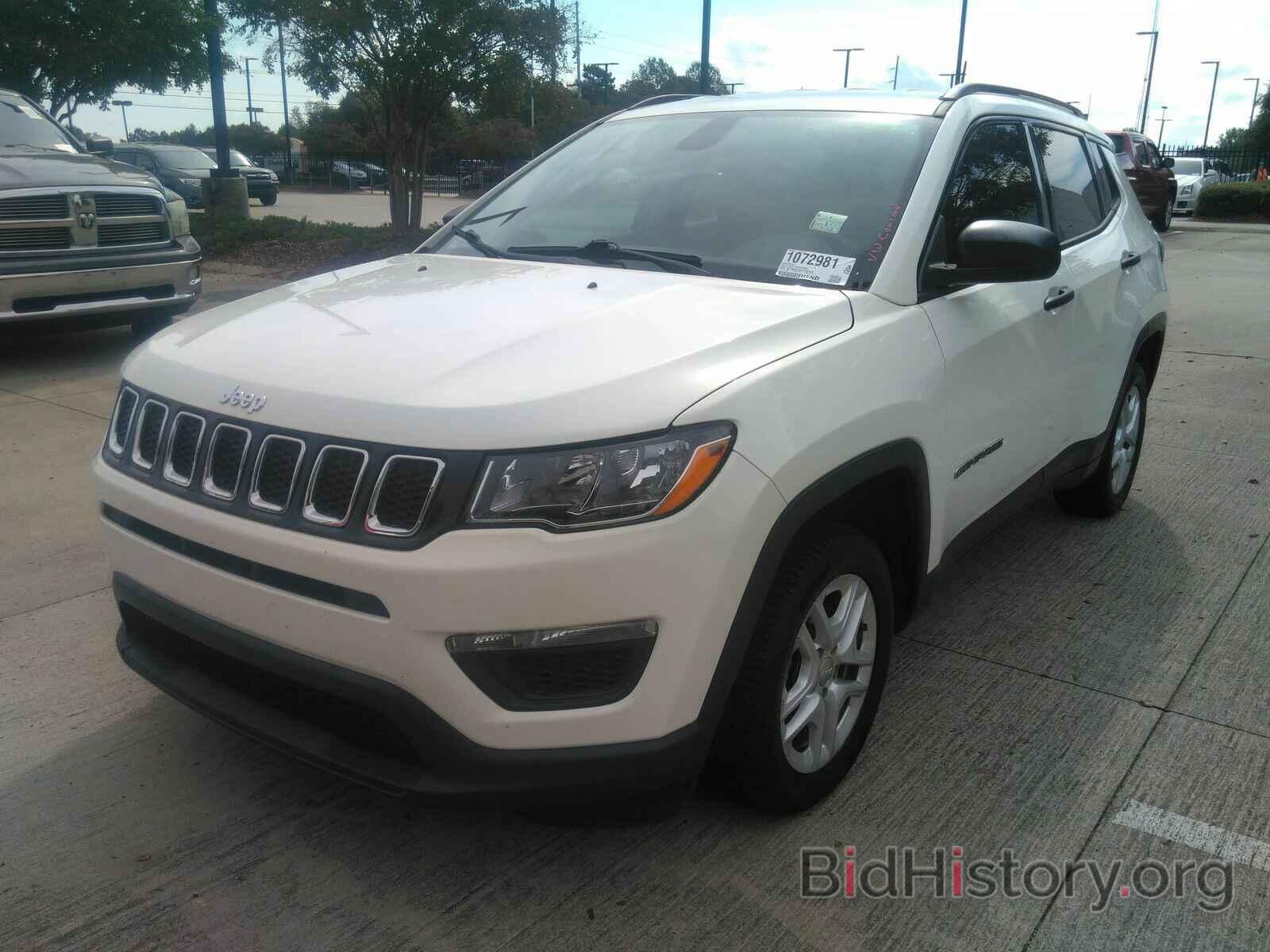 Фотография 3C4NJCAB2JT102568 - Jeep Compass 2018