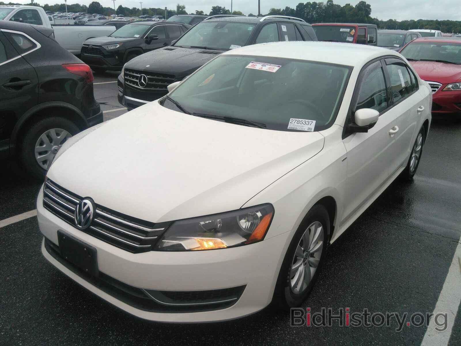 Photo 1VWAT7A37FC005682 - Volkswagen Passat 2015