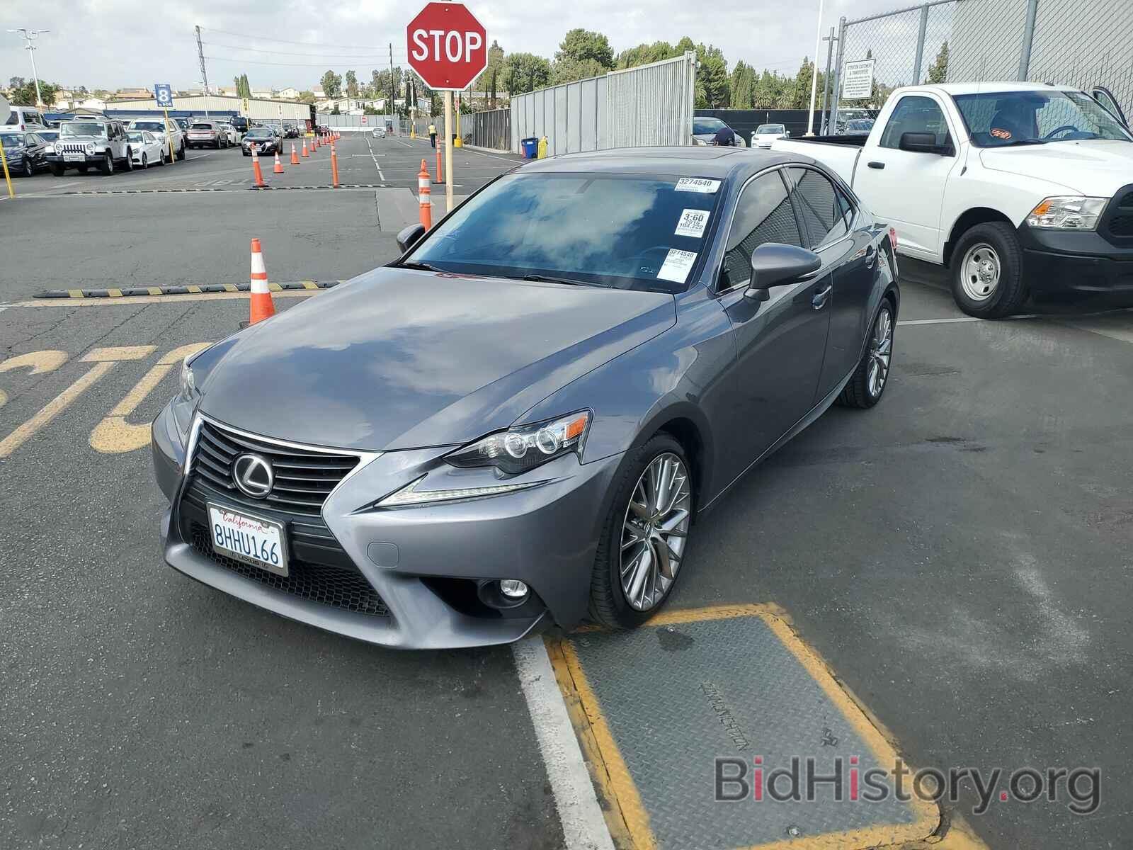 Photo JTHCM1D22G5009636 - Lexus IS 300 2016