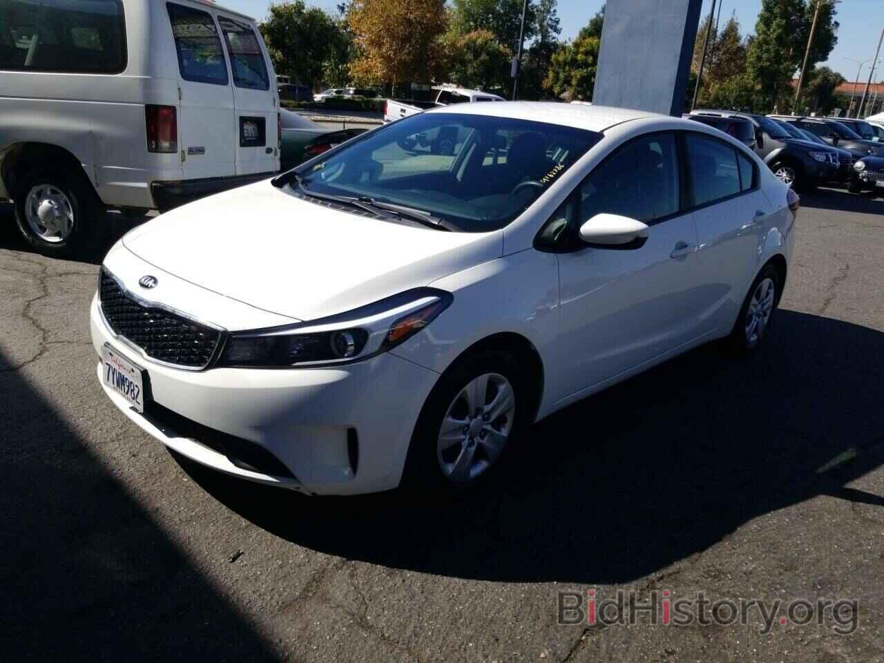 Photo 3KPFK4A70HE128376 - Kia Forte LX 2017