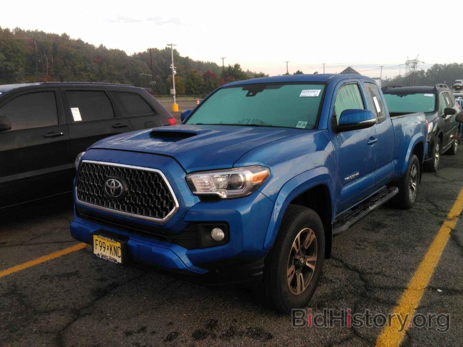 Фотография 5TFSZ5AN2JX145927 - Toyota Tacoma 2018