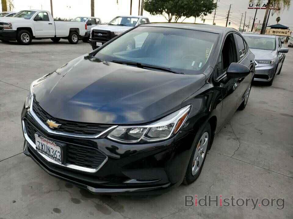 Photo 1G1BC5SM1H7231370 - Chevrolet Cruze 2017