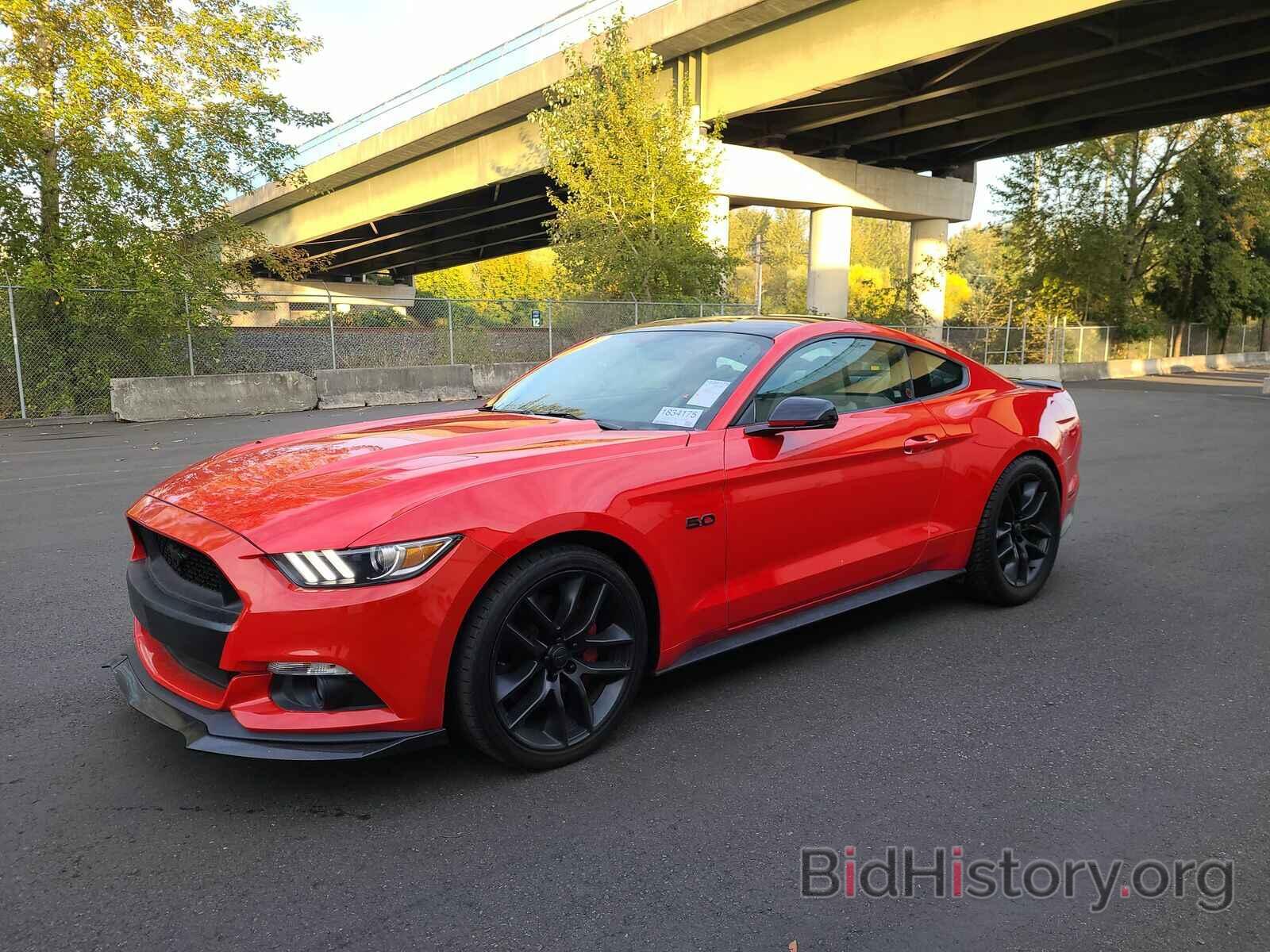 Photo 1FA6P8CF6F5410274 - Ford Mustang 2015