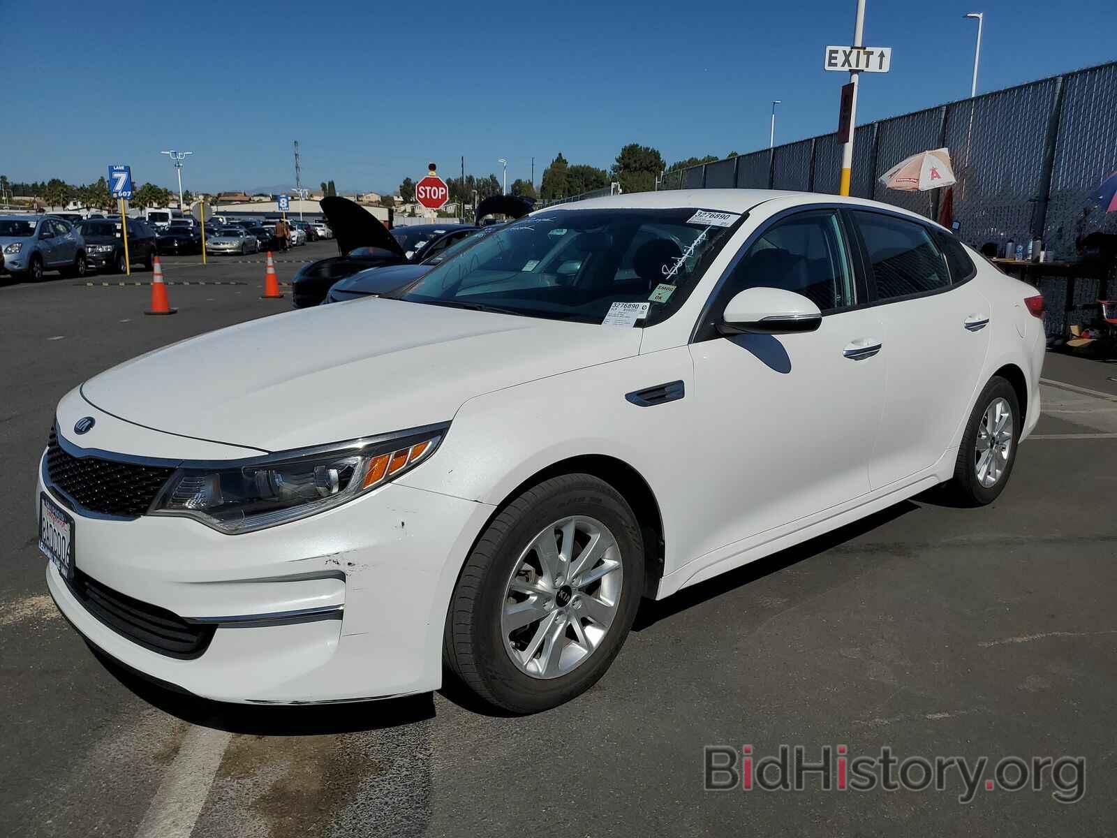 Photo 5XXGT4L30JG180034 - Kia Optima 2018