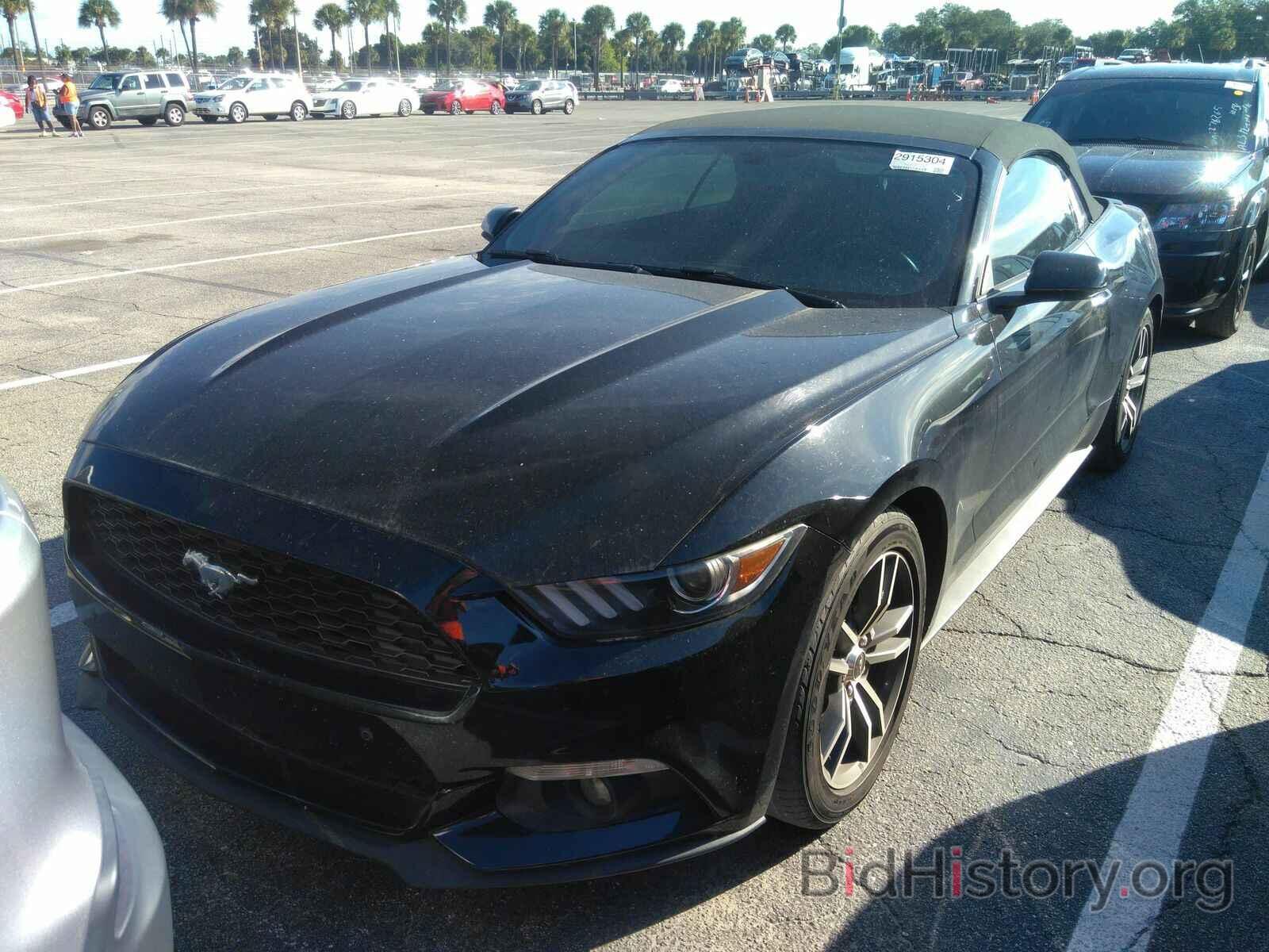 Photo 1FATP8UH2G5217236 - Ford Mustang 2016