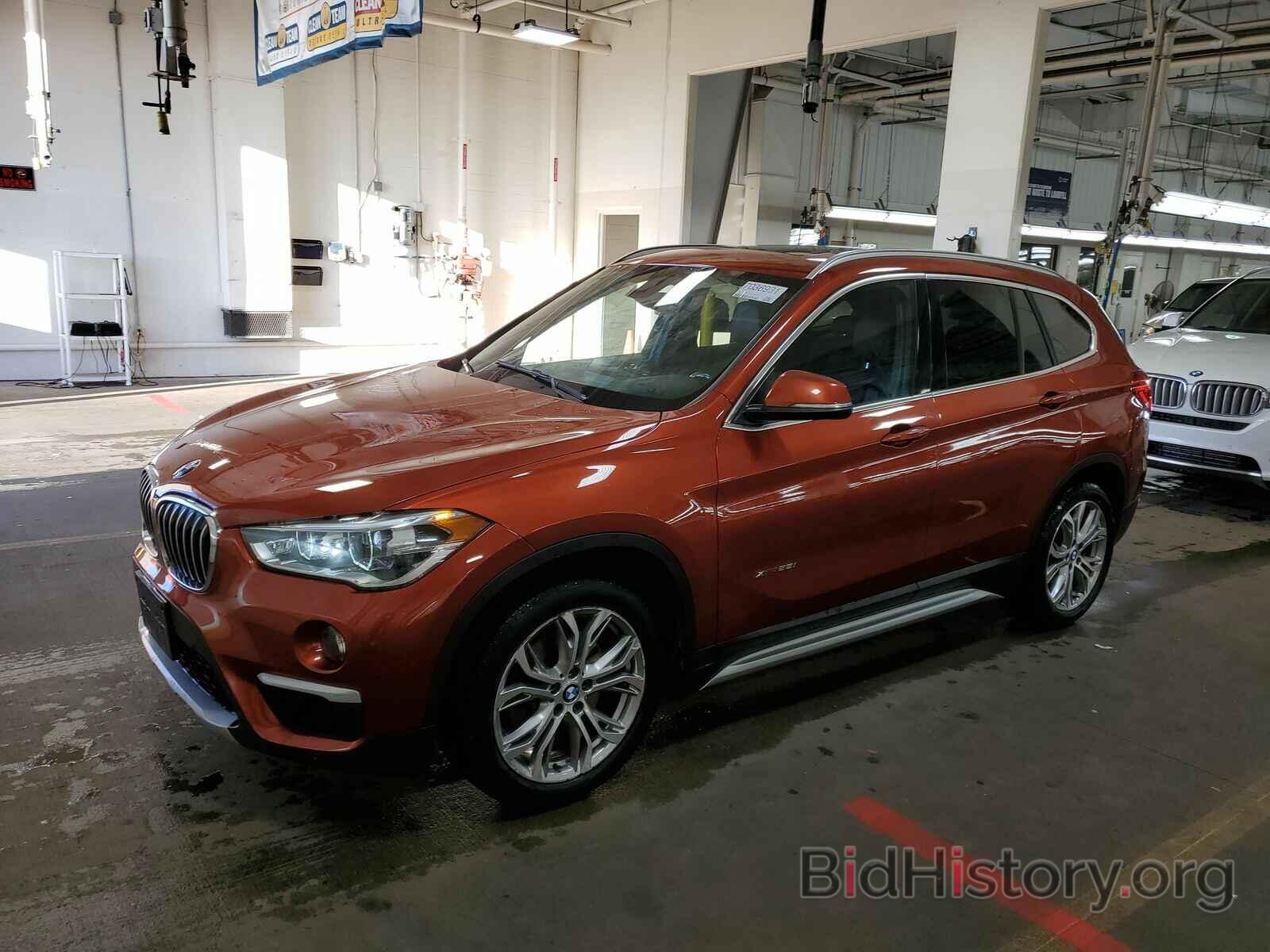 Photo WBXHT3C39J5F89934 - BMW X1 2018