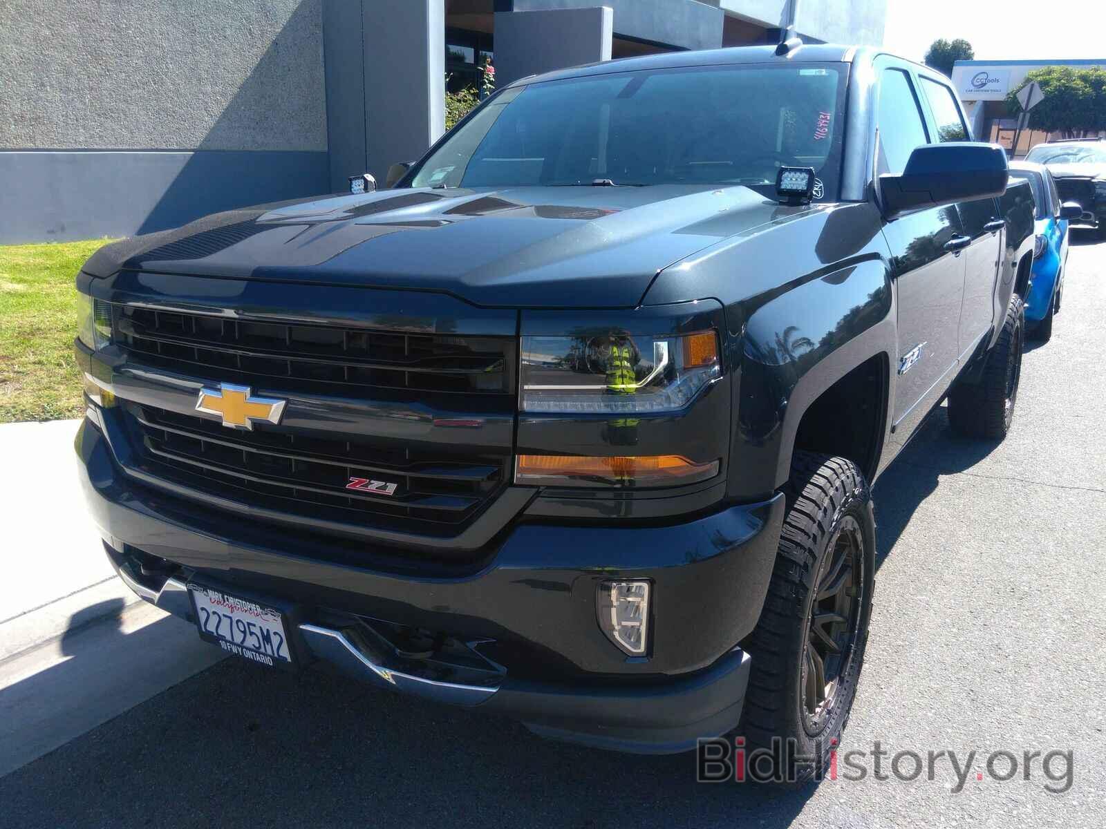 Photo 3GCUKREC8JG307237 - Chevrolet Silverado 1500 2018