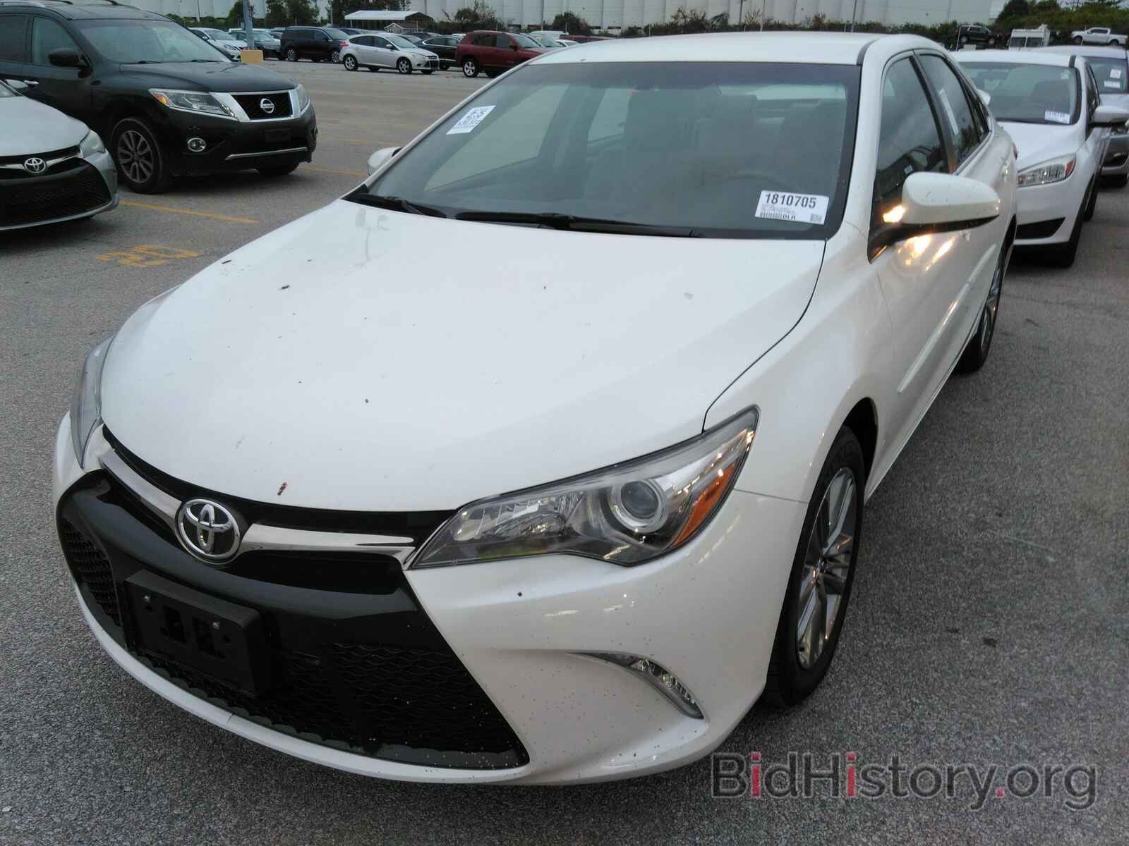 Photo 4T1BF1FK7HU450010 - Toyota Camry 2017