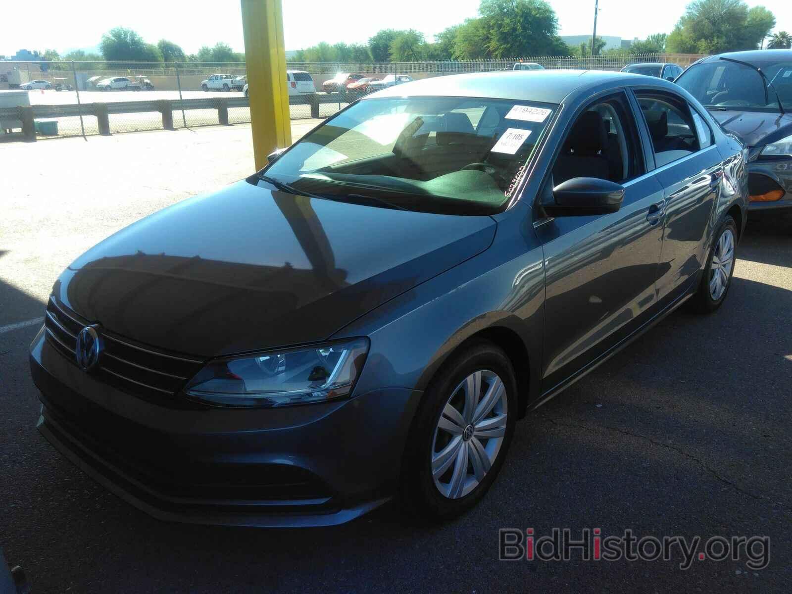 Photo 3VW167AJ0HM279054 - Volkswagen Jetta 2017