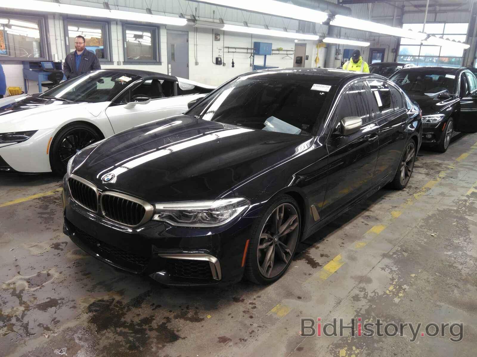 Photo WBAJS7C03LCE17957 - BMW 5 Series 2020