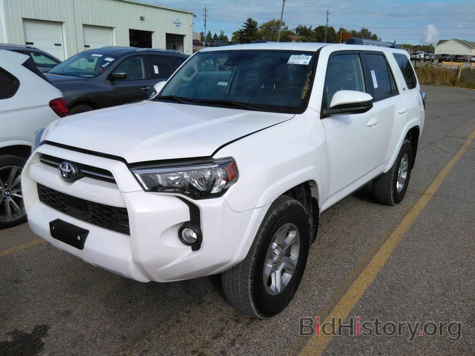 Фотография JTEBU5JR4L5791921 - Toyota 4Runner SR5 2020