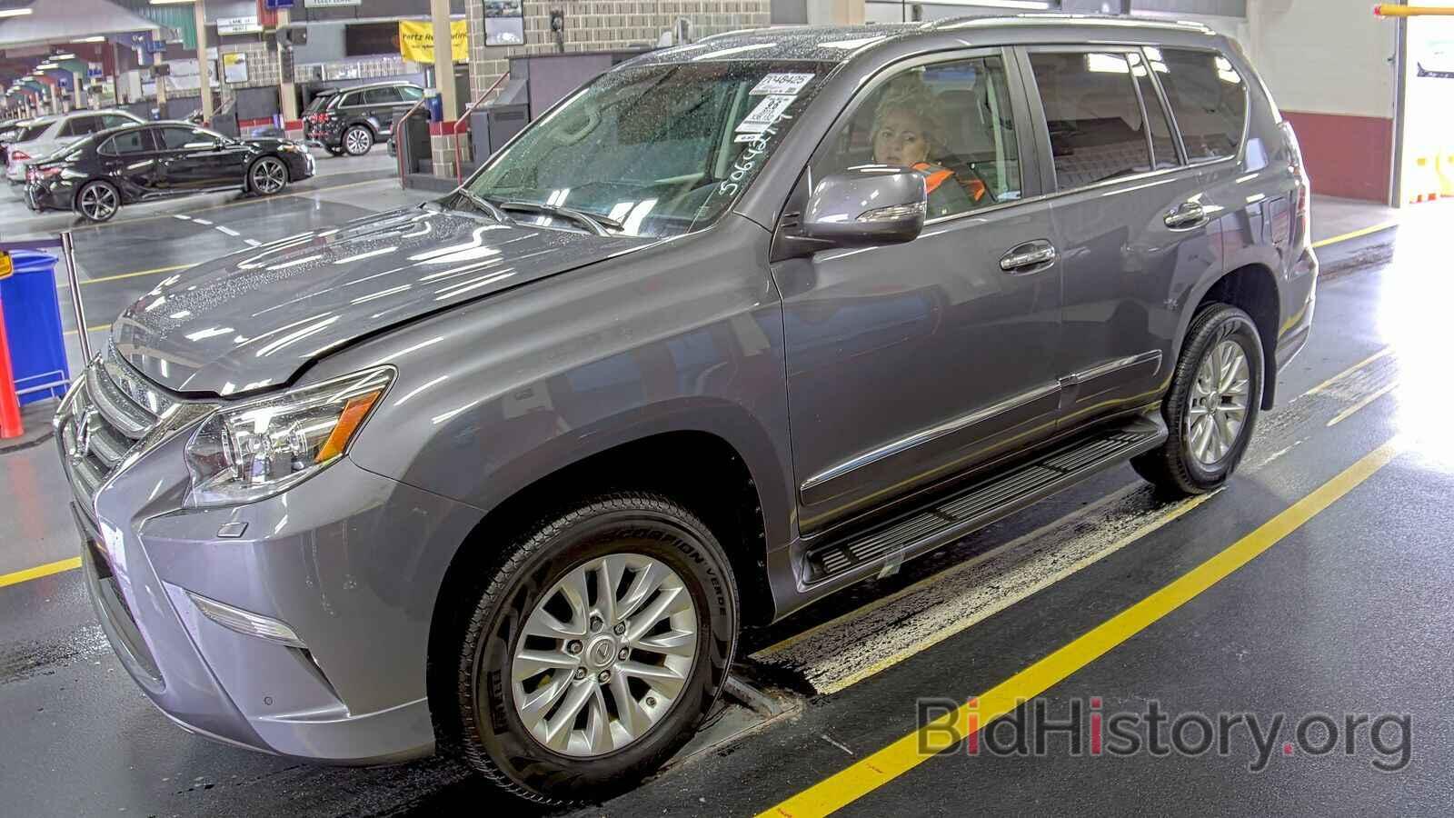 Photo JTJBM7FX0J5203076 - Lexus GX GX 2018