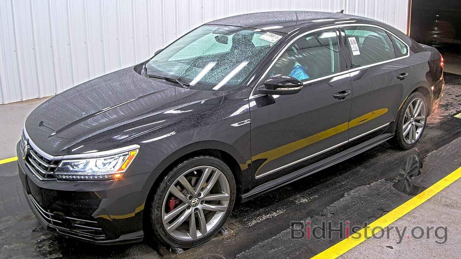 Photo 1VWDT7A31HC028634 - Volkswagen Passat 2017