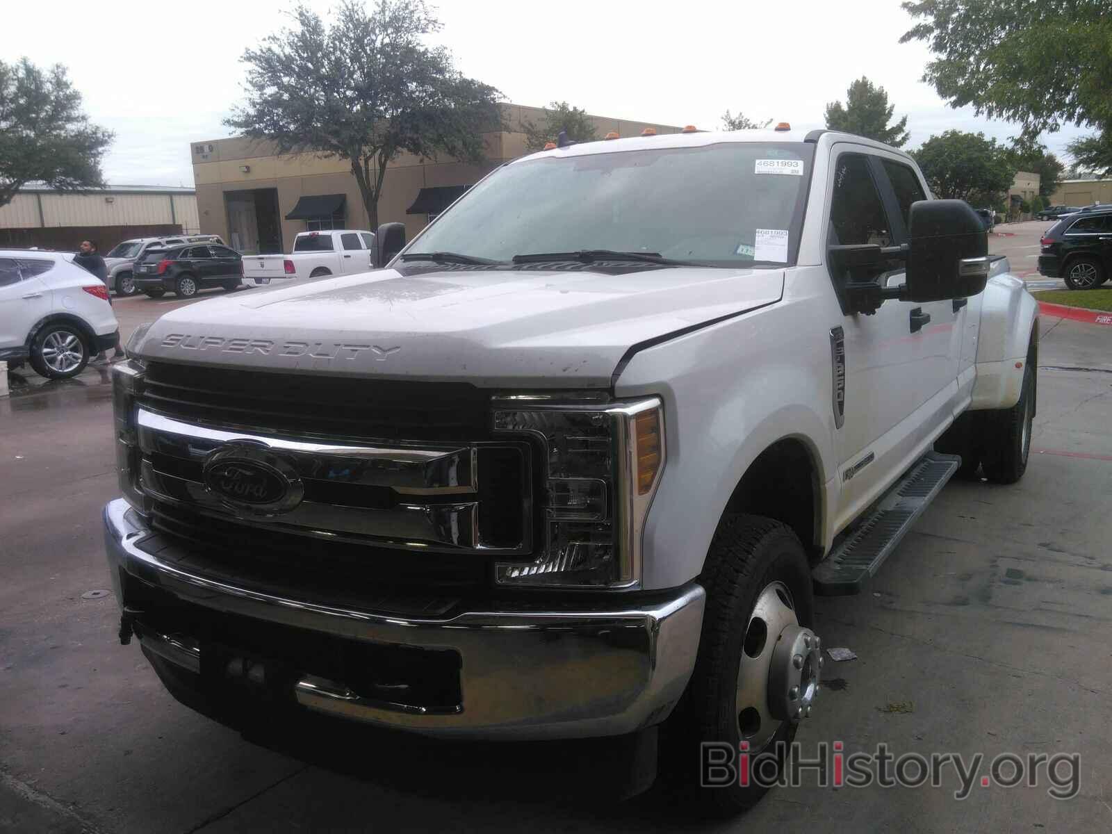 Photo 1FT8W3DTXKEG16236 - Ford Super Duty F-350 DRW 2019