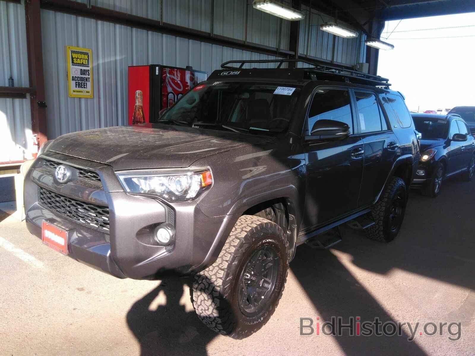 Фотография JTEBU5JR5J5510853 - Toyota 4Runner SR5 2018