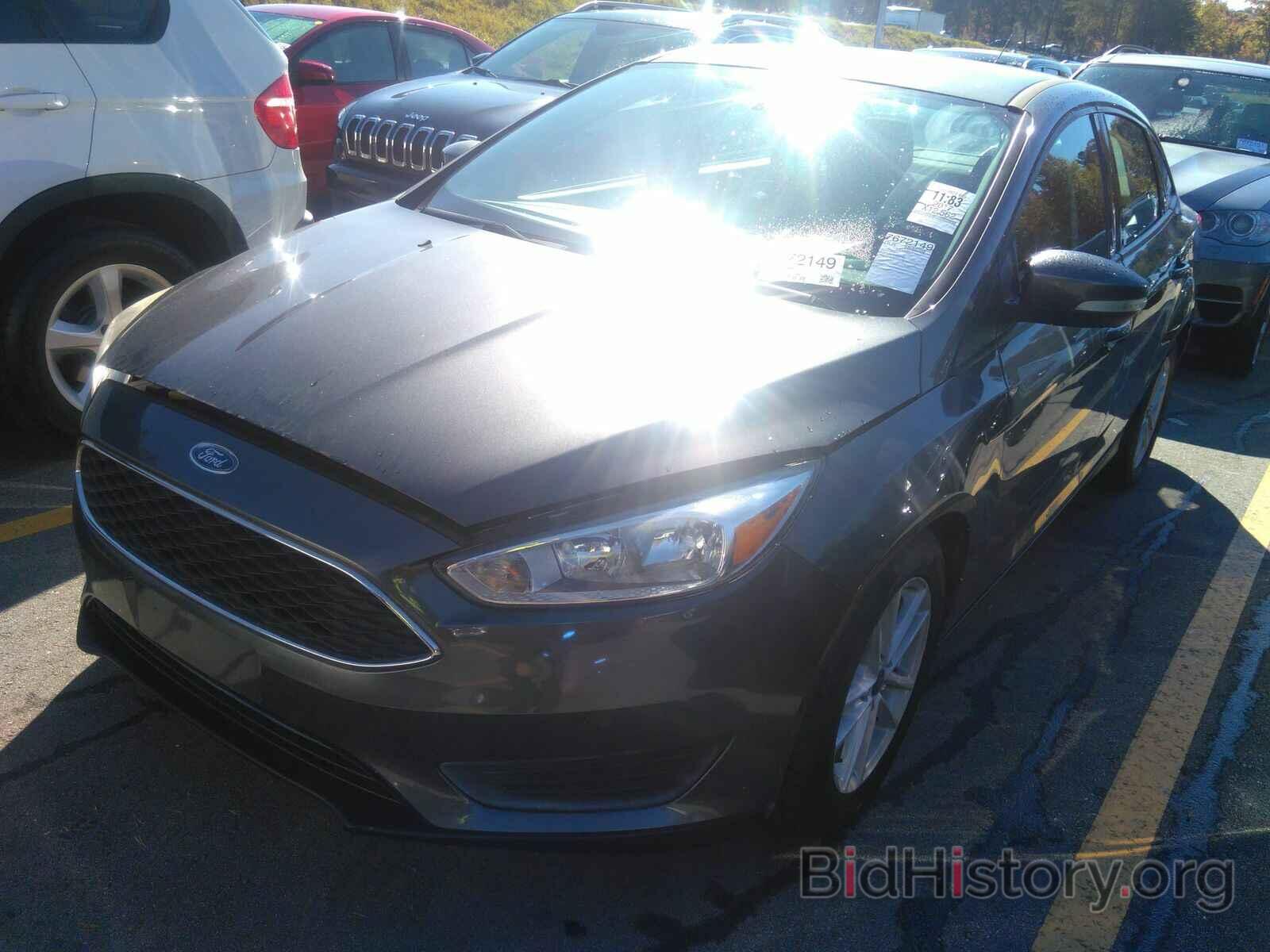 Фотография 1FADP3F28HL225967 - Ford Focus SE 2017