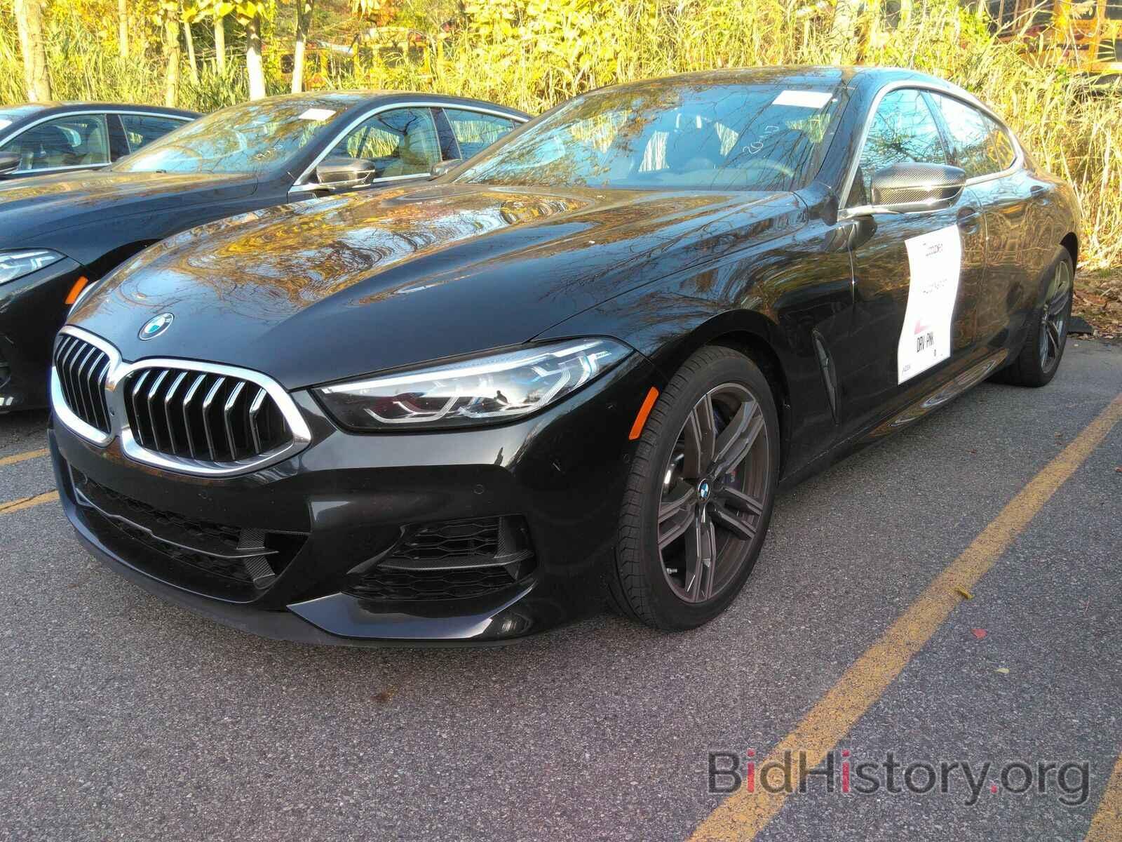 Photo WBAGV8C06NCH18555 - BMW 8 Series 2022