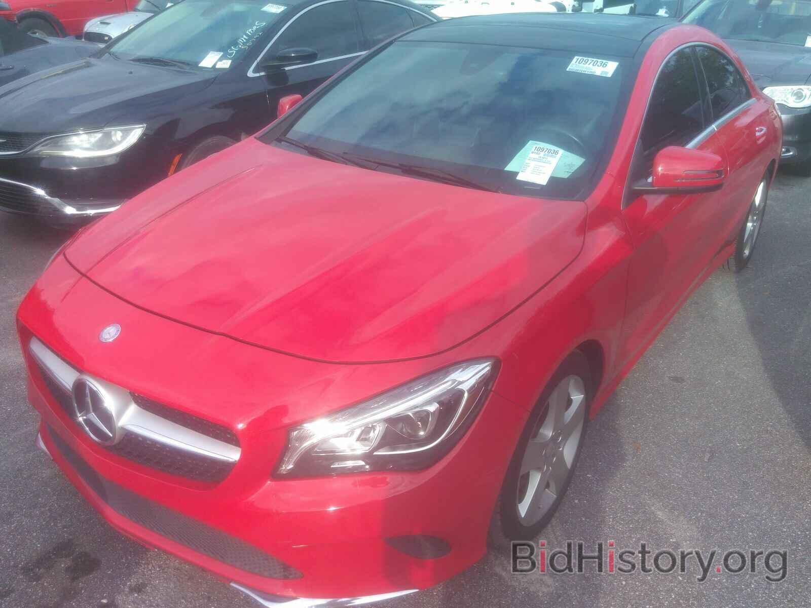 Photo WDDSJ4GB2HN439189 - Mercedes-Benz CLA 2017