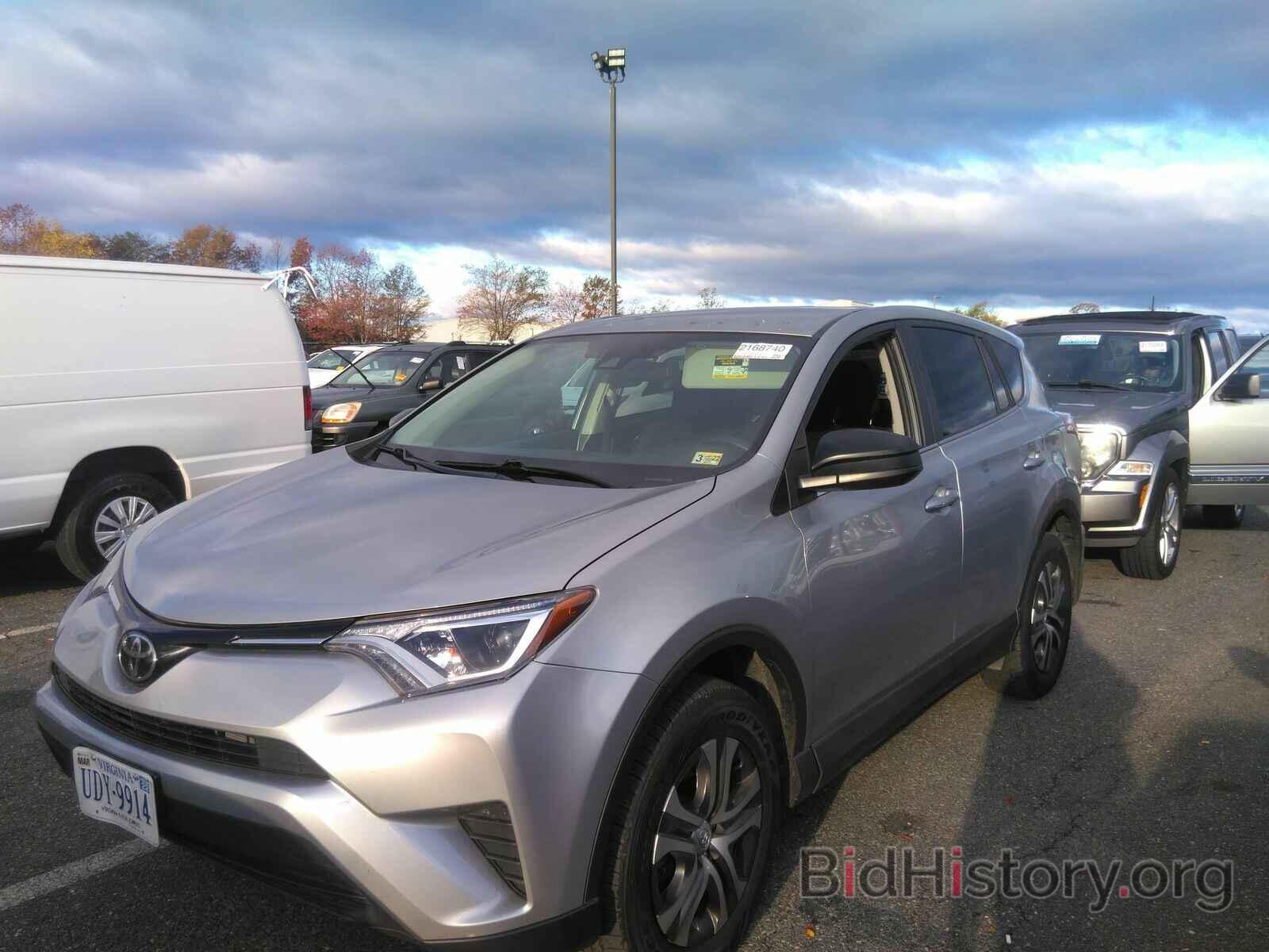 Photo 2T3BFREV4JW806372 - Toyota RAV4 2018